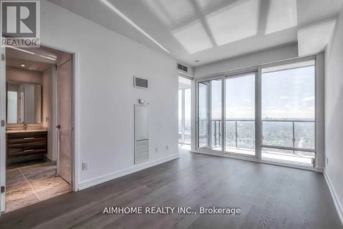 488 University Avenue #2811