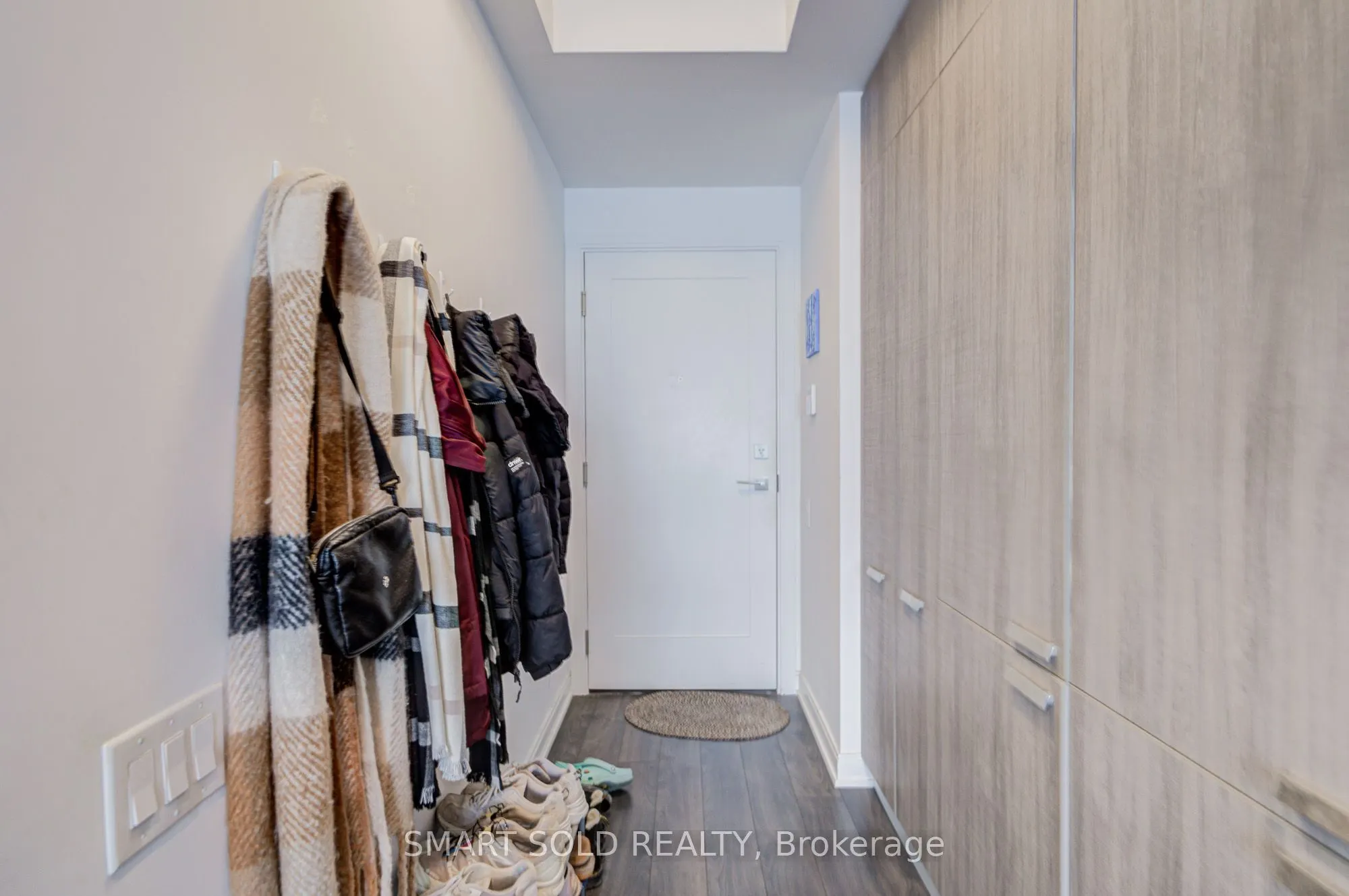 50 Charles Street E #2909