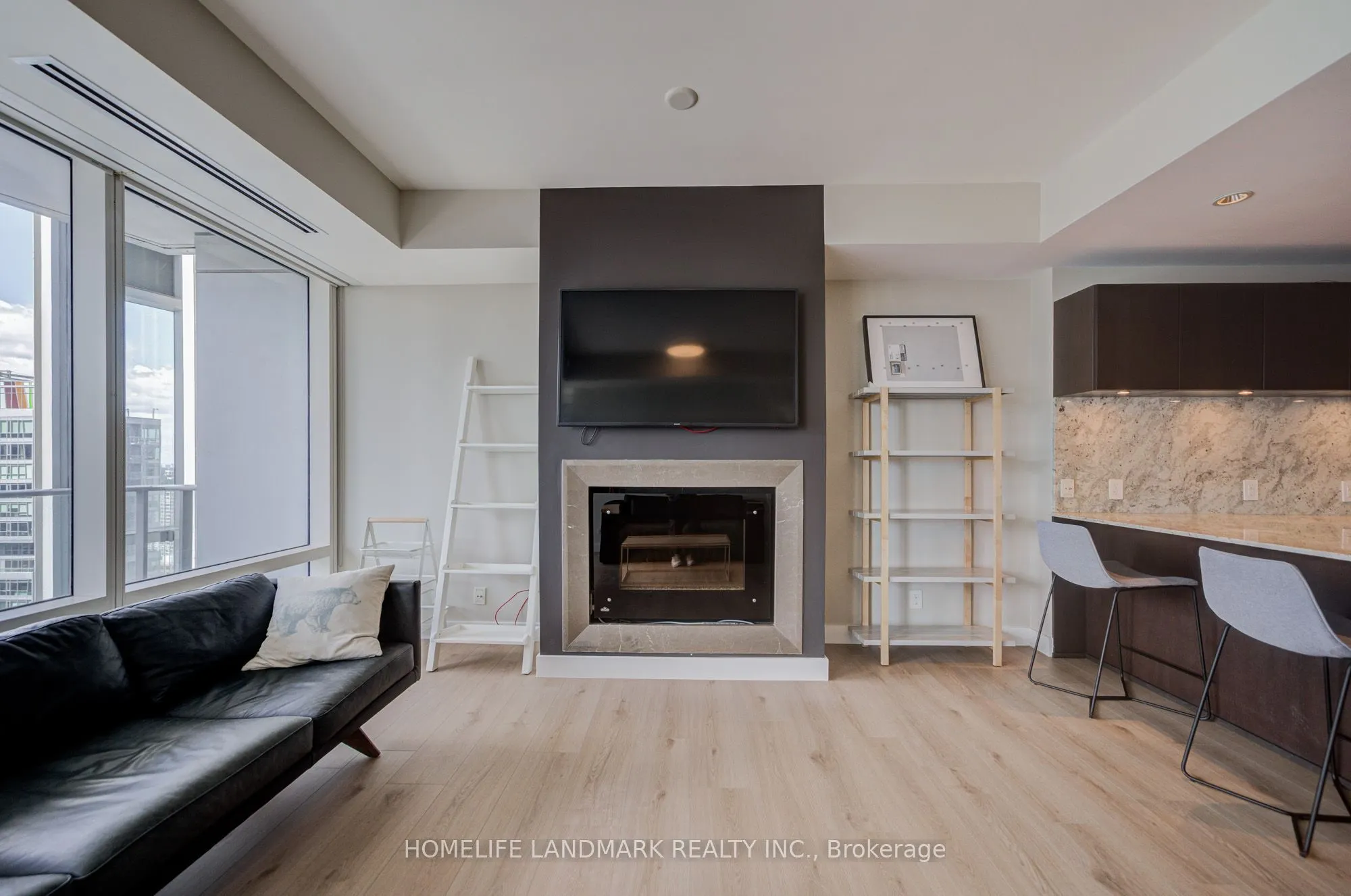 180 University Avenue #3103