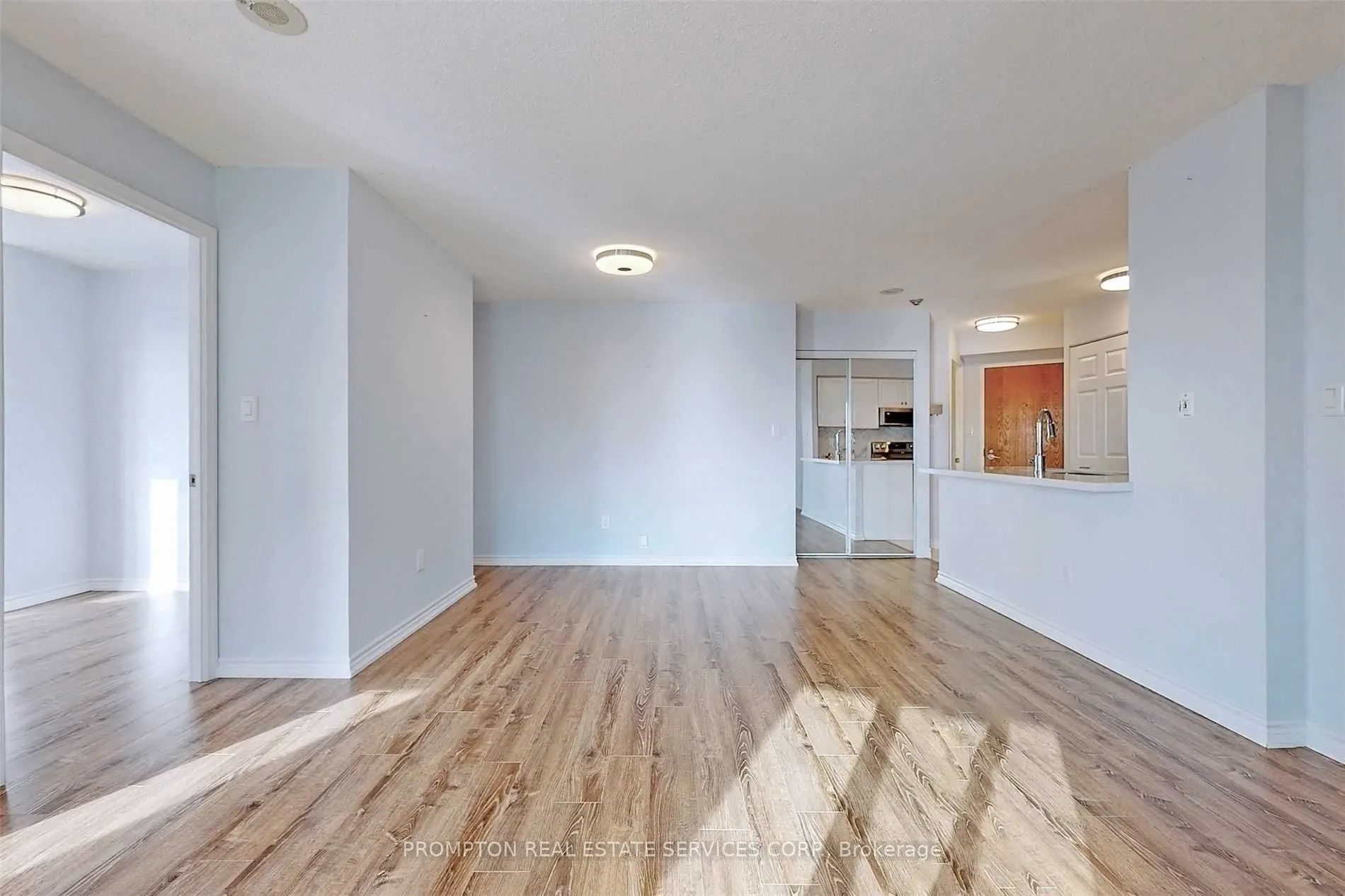 7 Lorraine Drive #2205