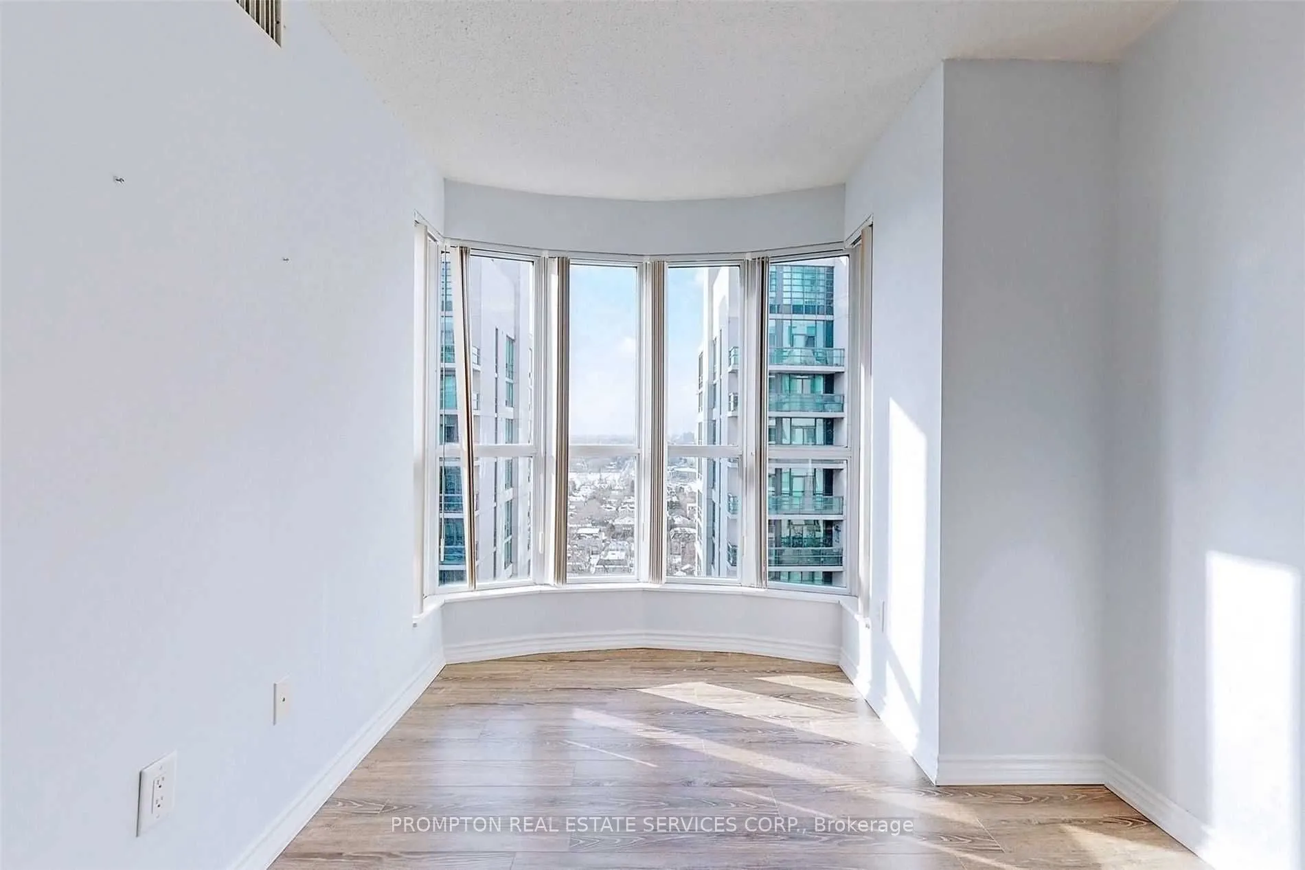 7 Lorraine Drive #2205