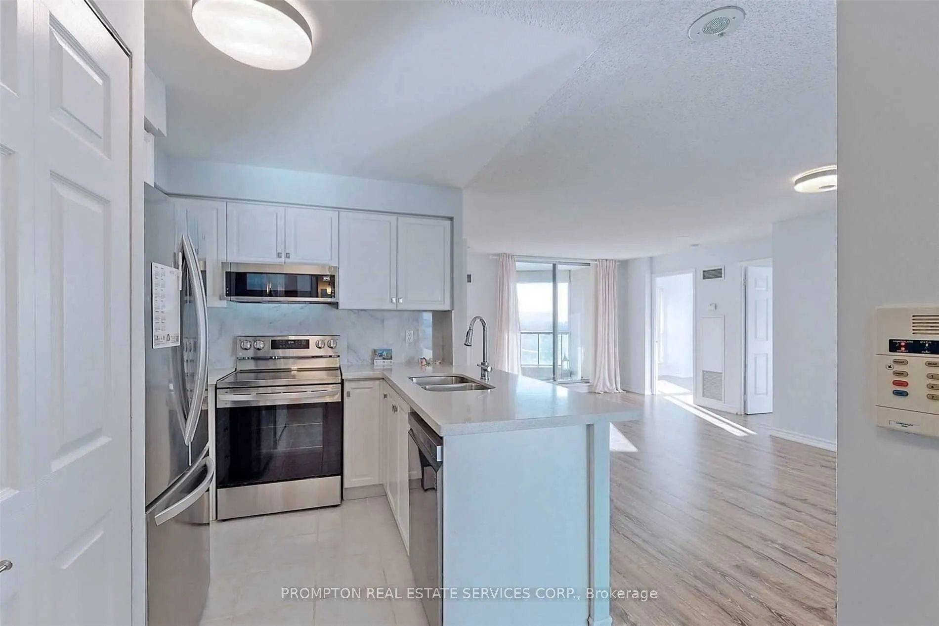 7 Lorraine Drive #2205
