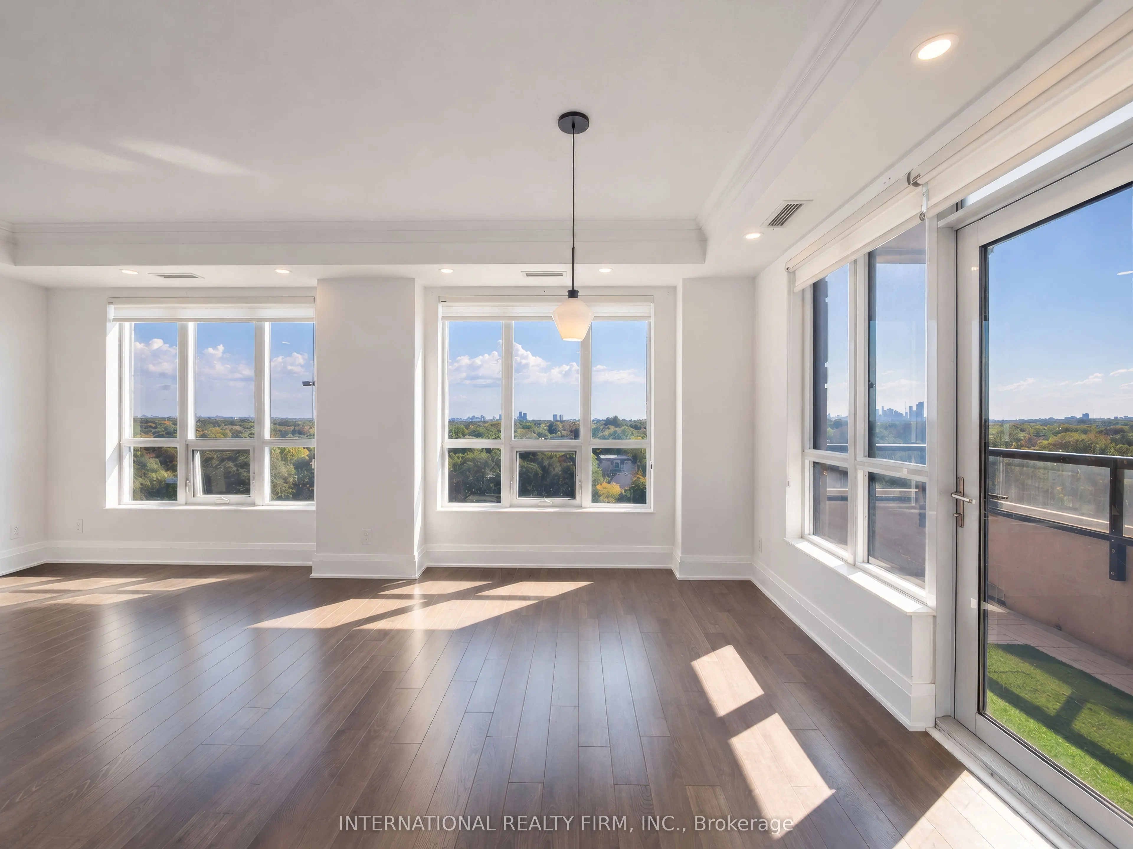100 Harrison Garden Boulevard #925