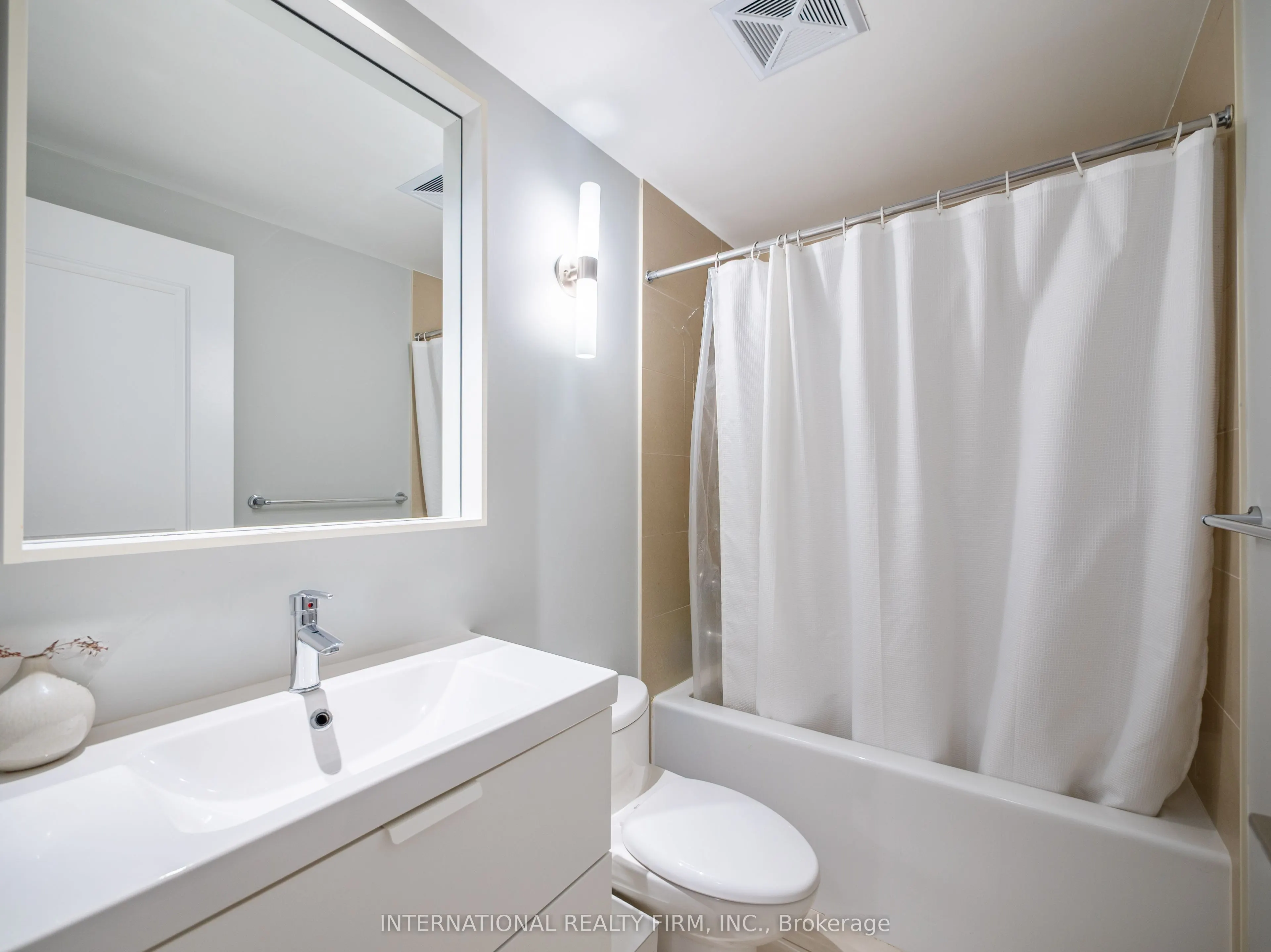 100 Harrison Garden Boulevard #925