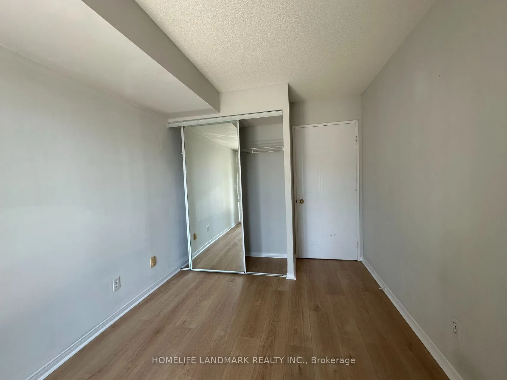 238 Doris Avenue #1011