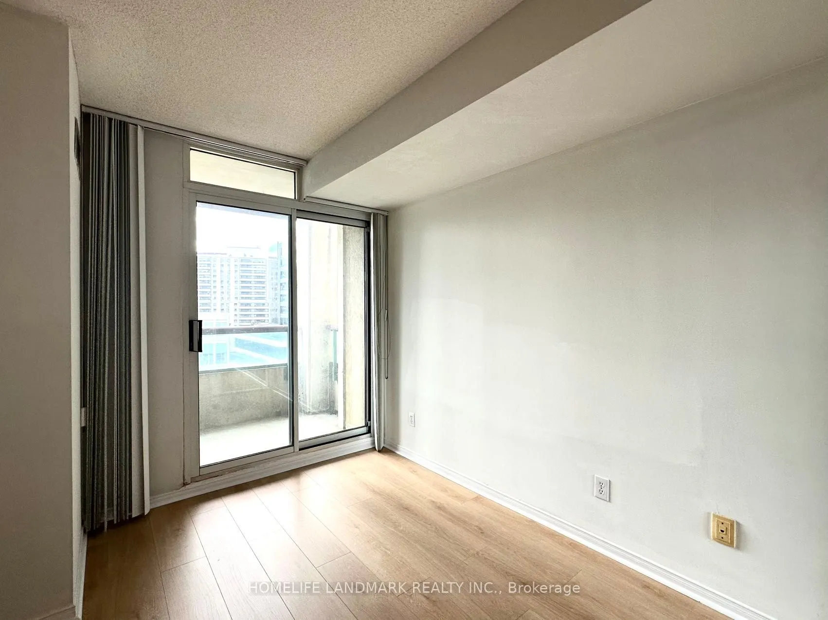 238 Doris Avenue #1011