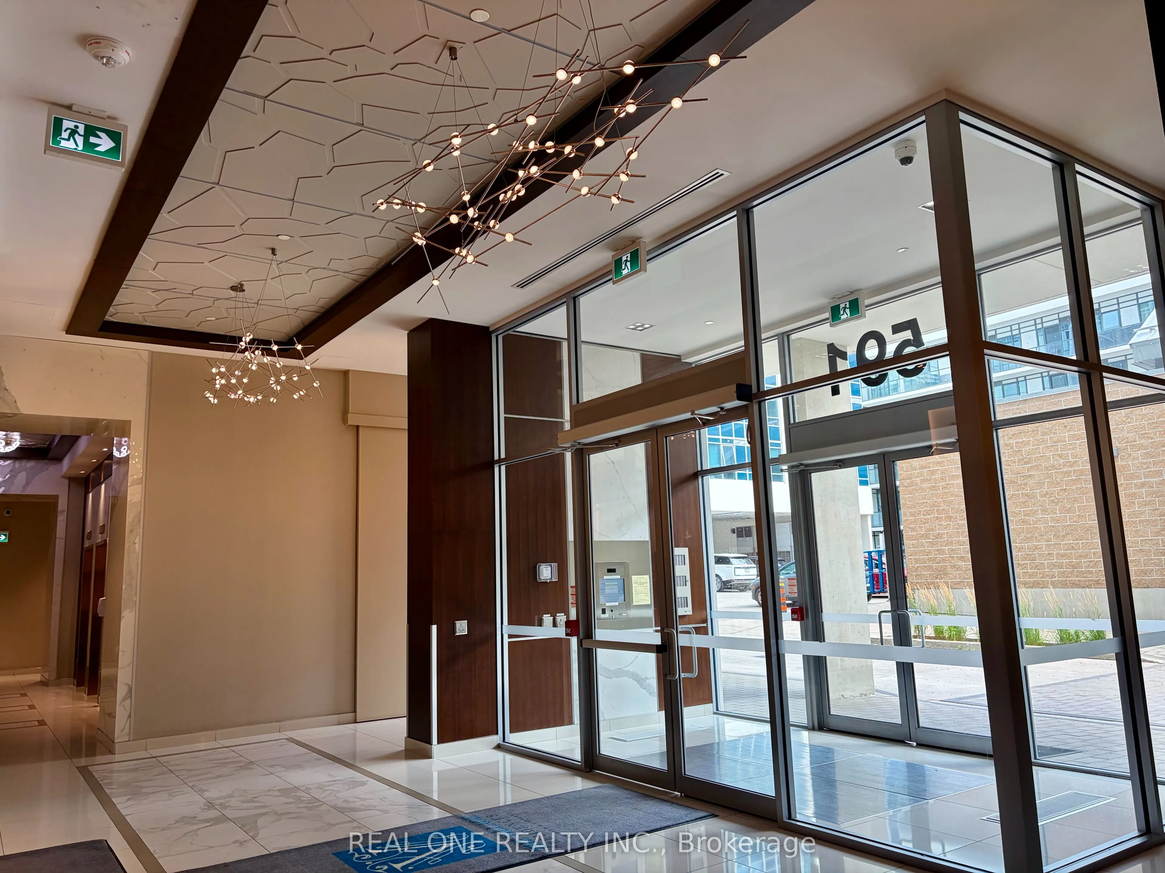 591 Sheppard Avenue E #308