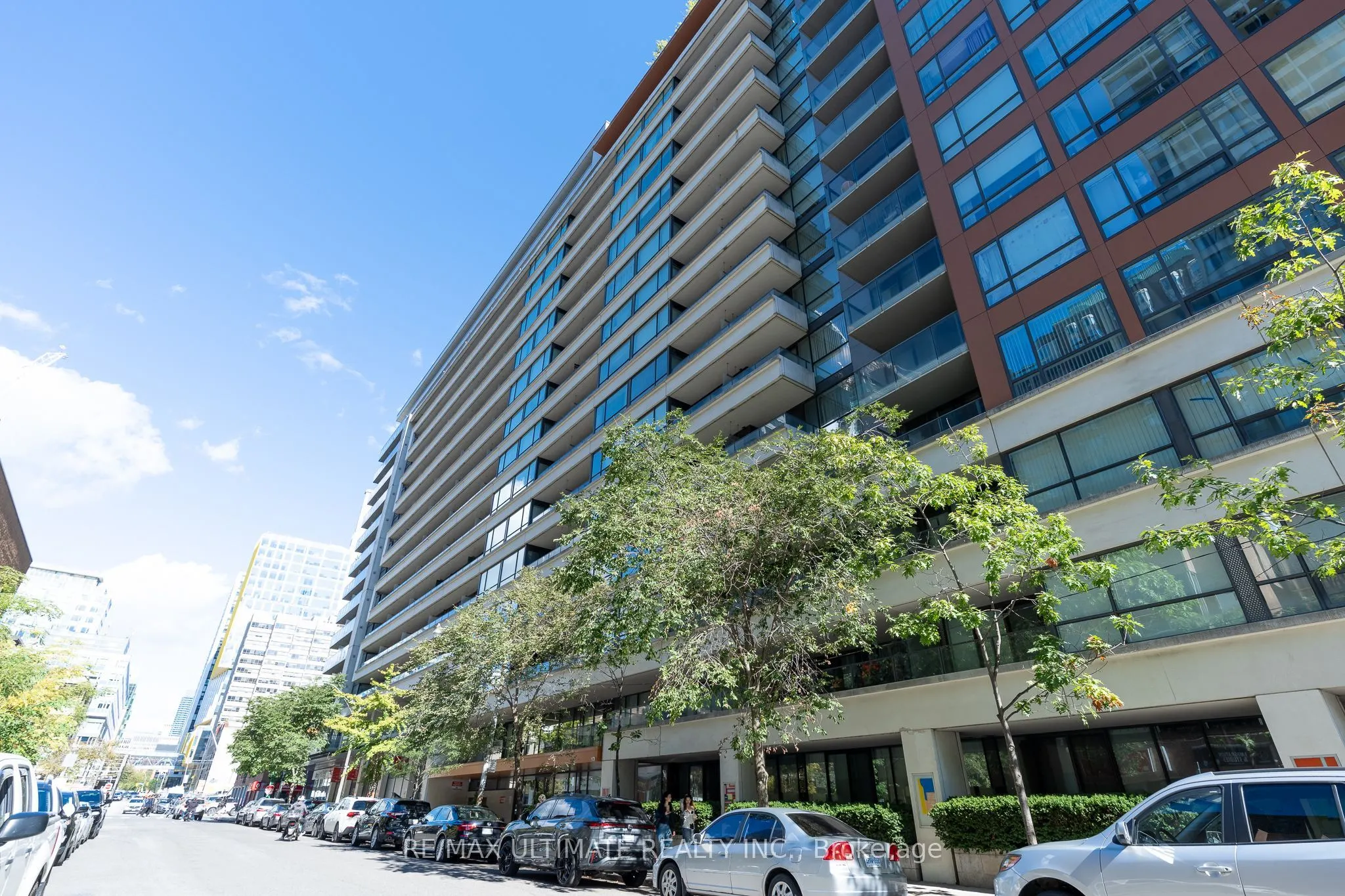 111 Elizabeth Street #627