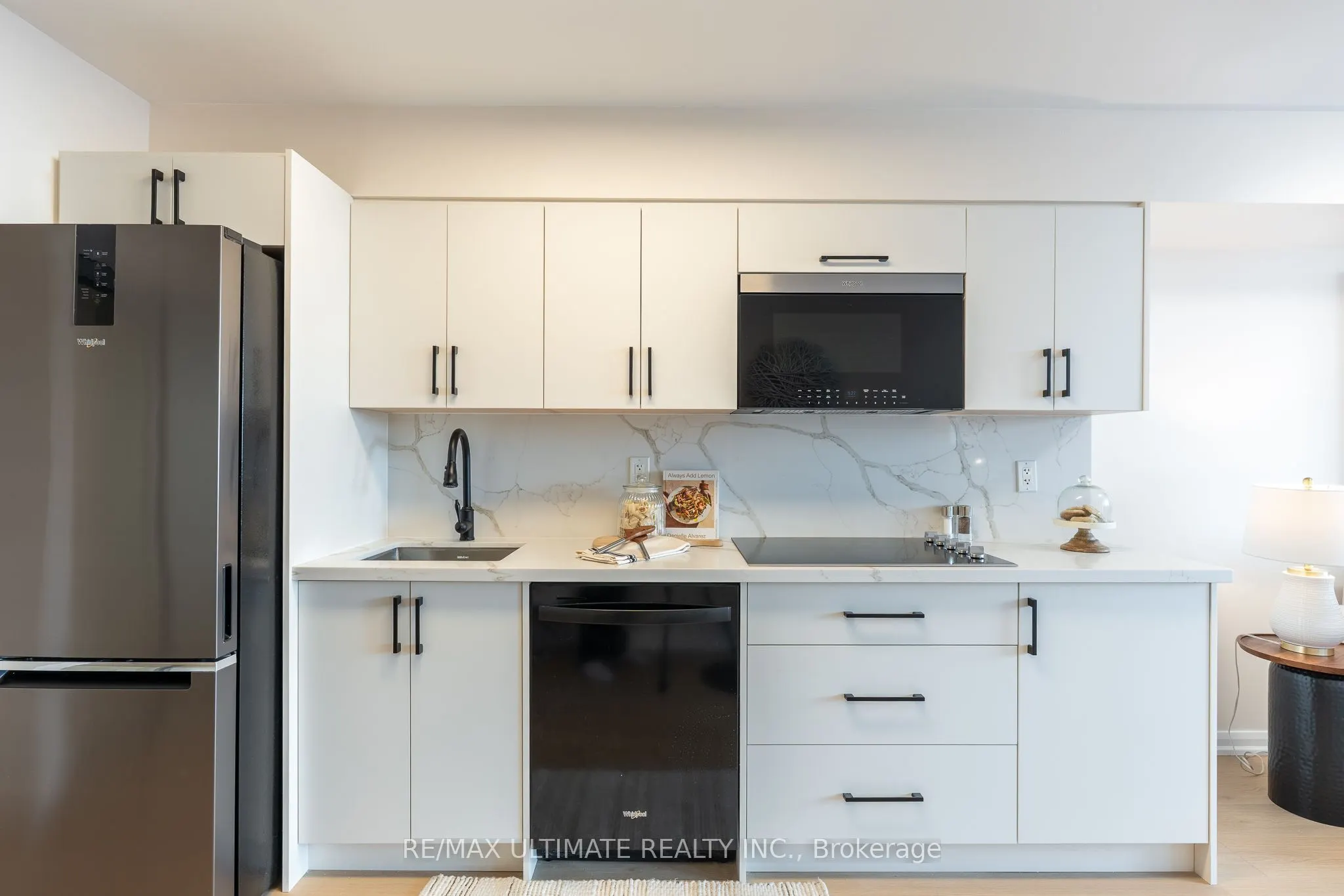 111 Elizabeth Street #627