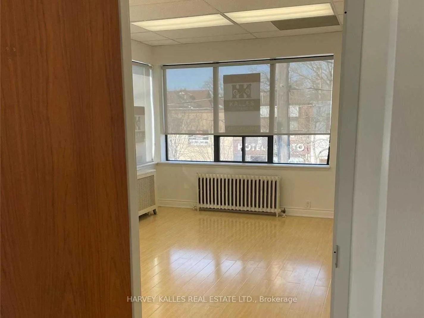 533 Eglinton Avenue W #203