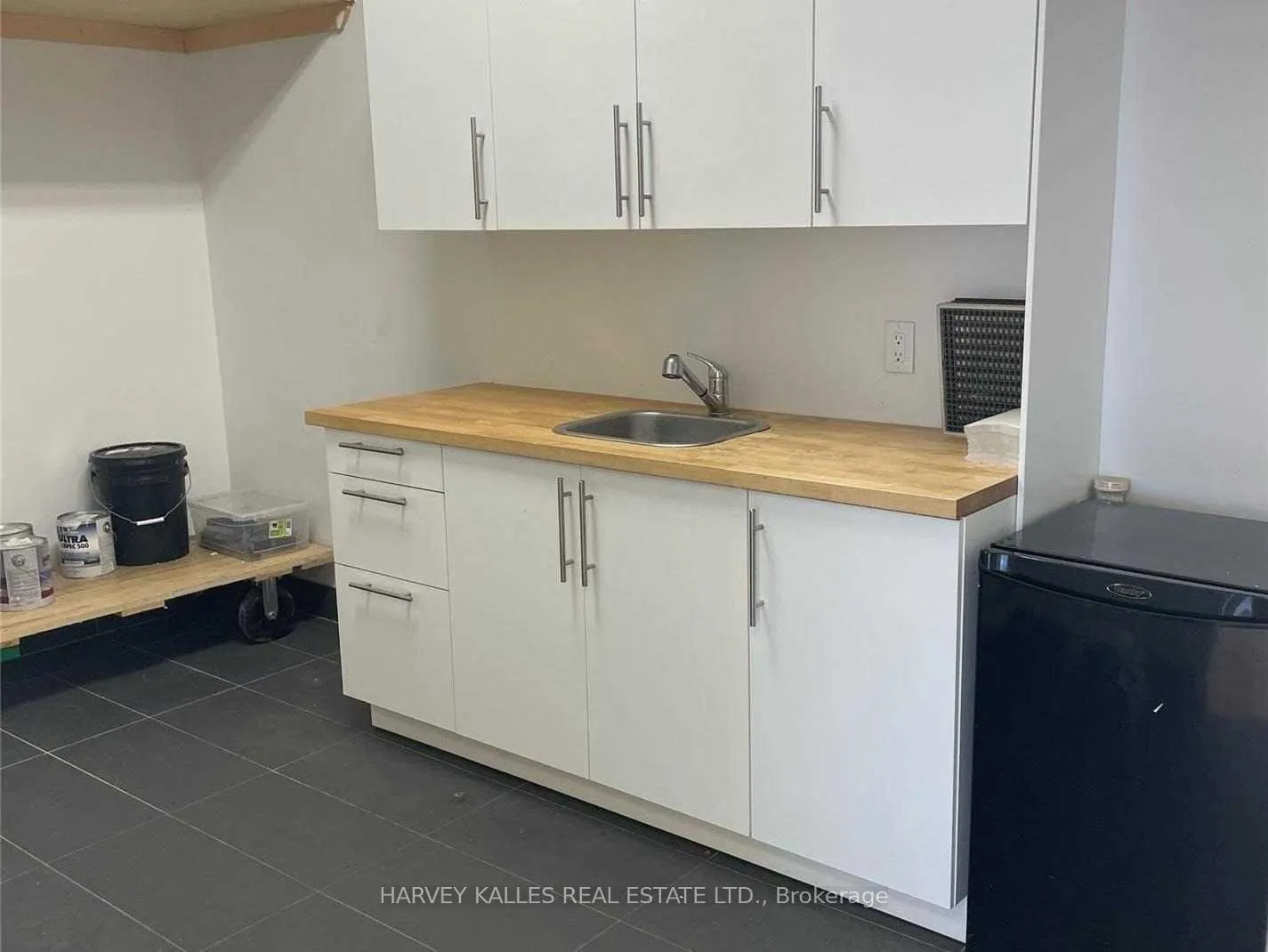 533 Eglinton Avenue W #203