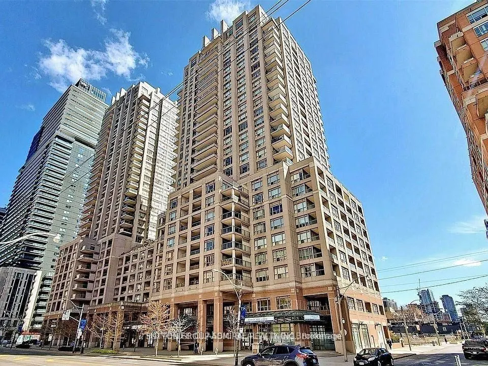 909 Bay Street #905