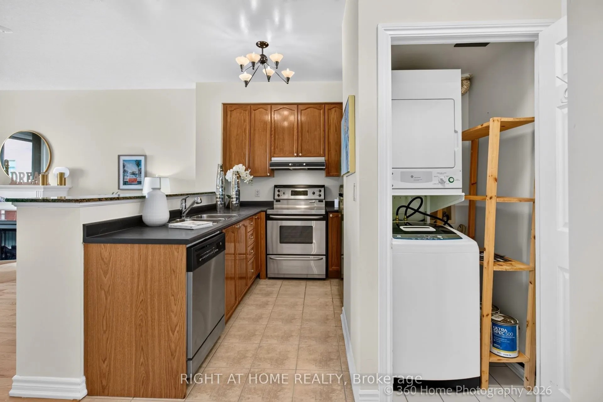 16 Dallimore Circle #PH2