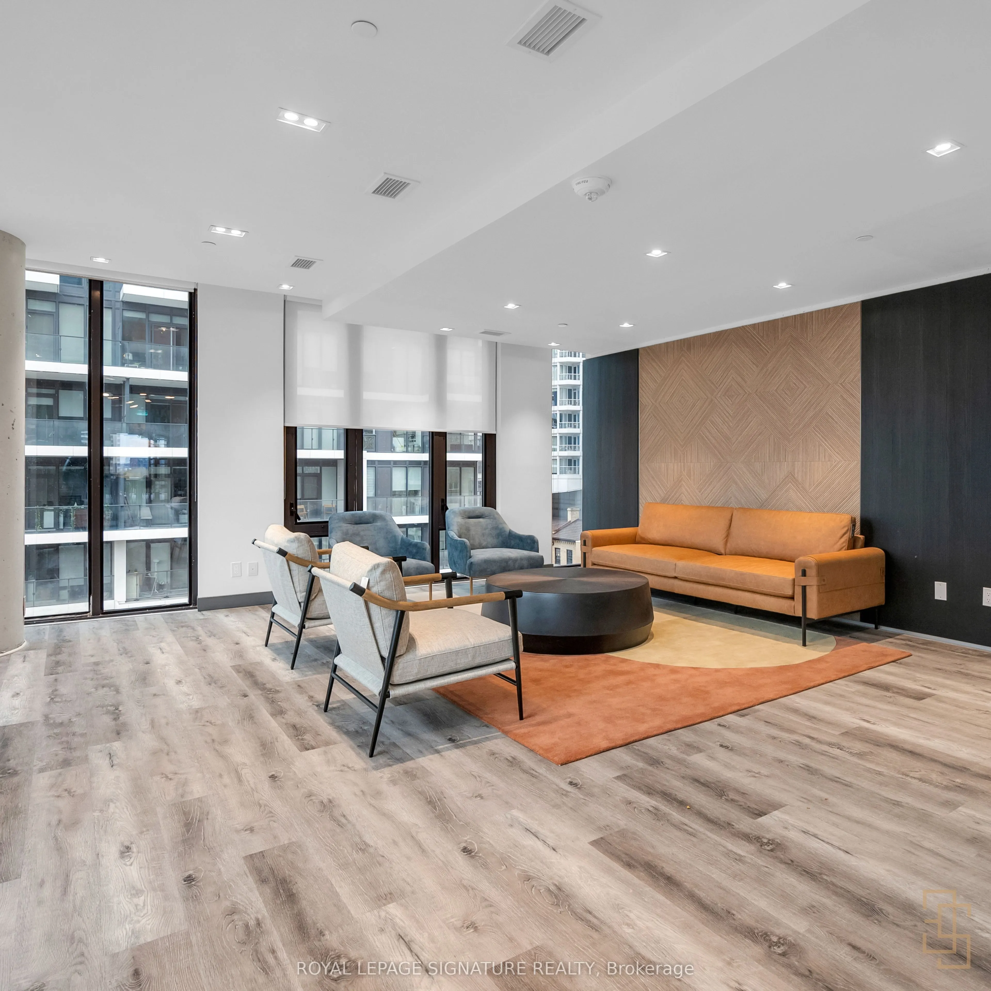47 Mutual Street #3205