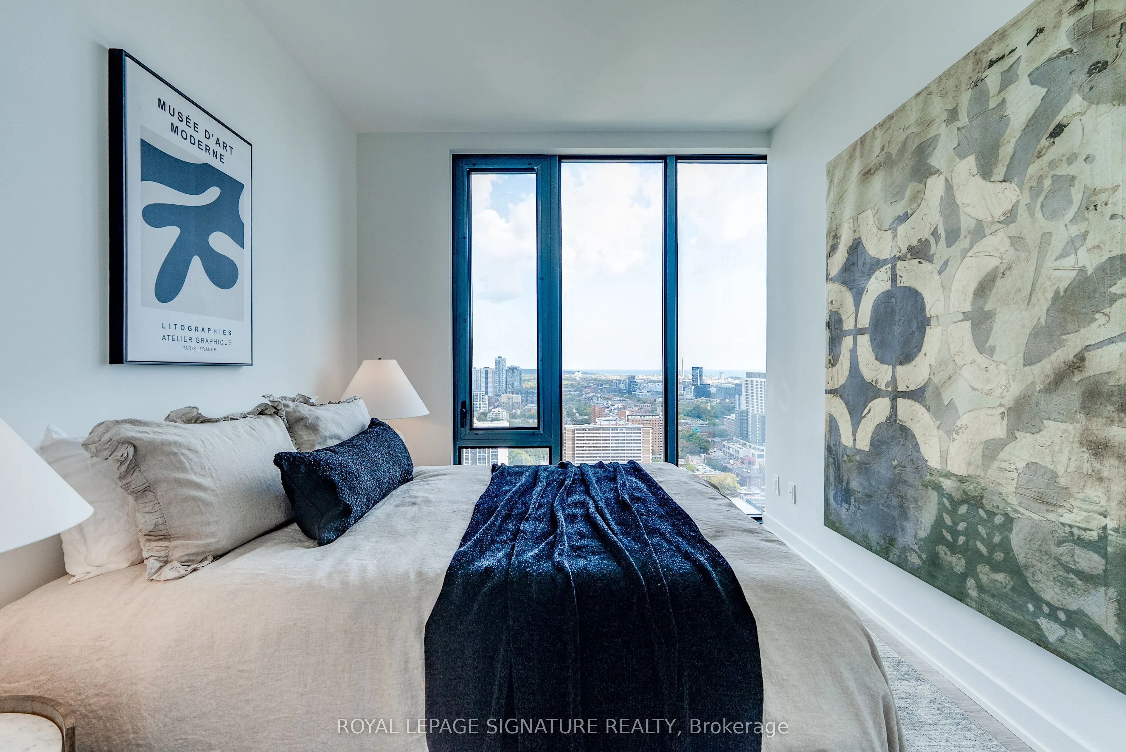 47 Mutual Street #3205