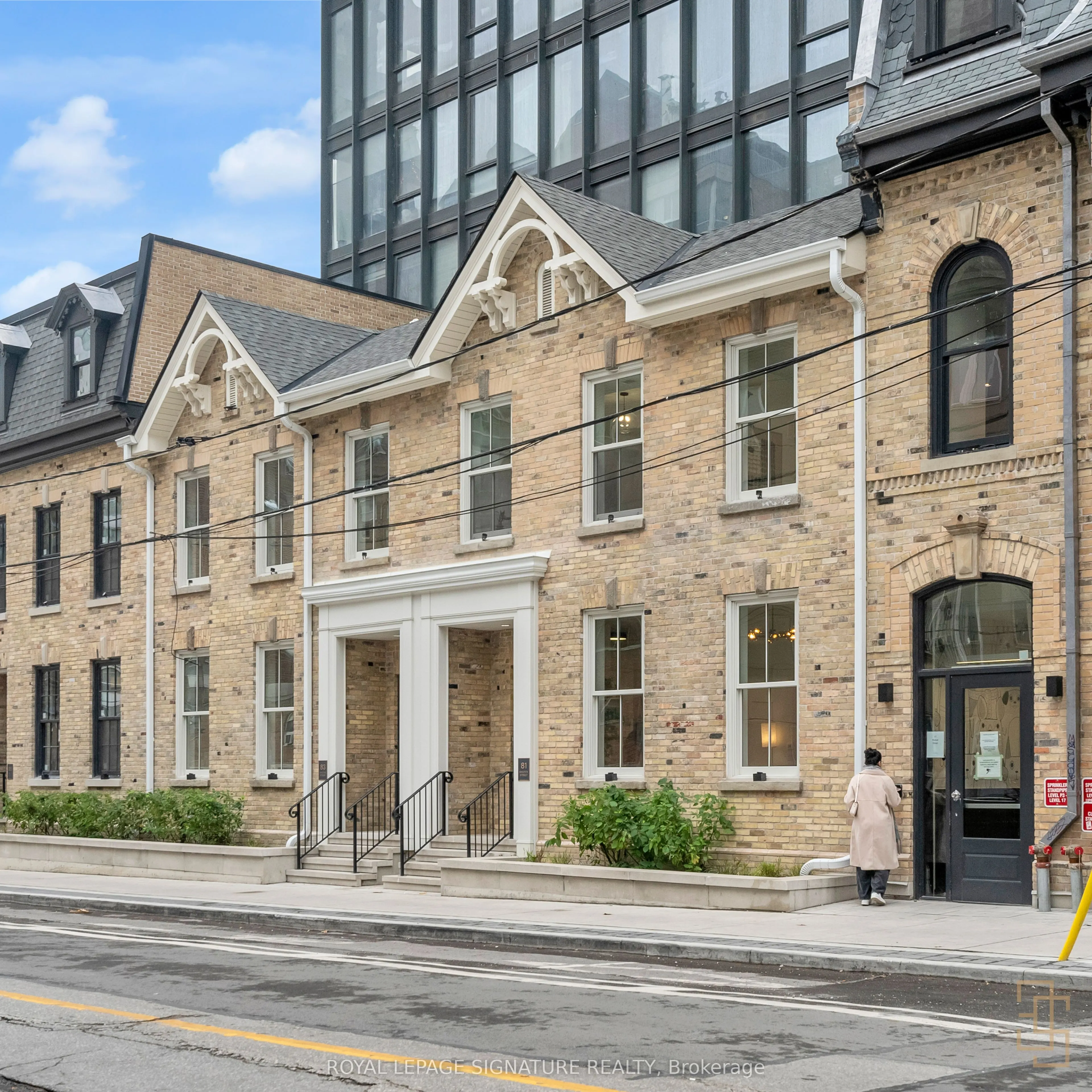 47 Mutual Street #3205
