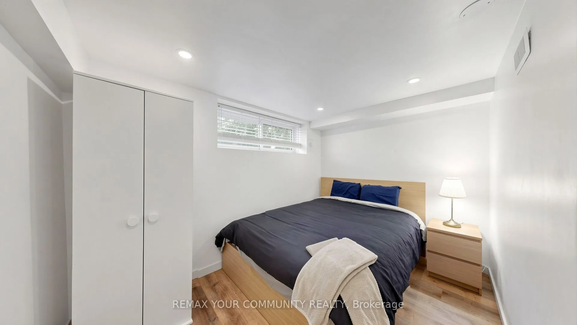 487 Hounslow Avenue