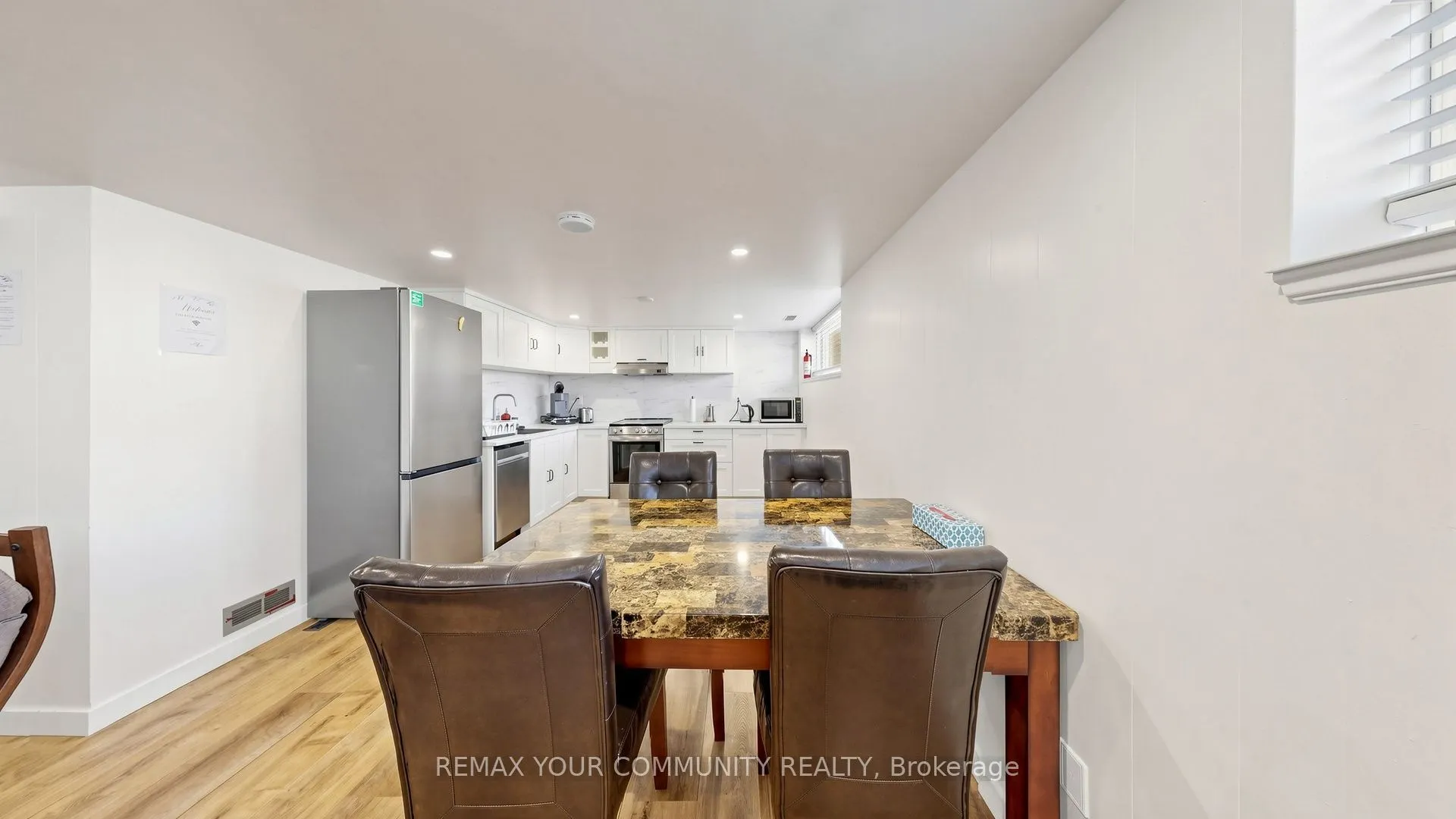 487 Hounslow Avenue
