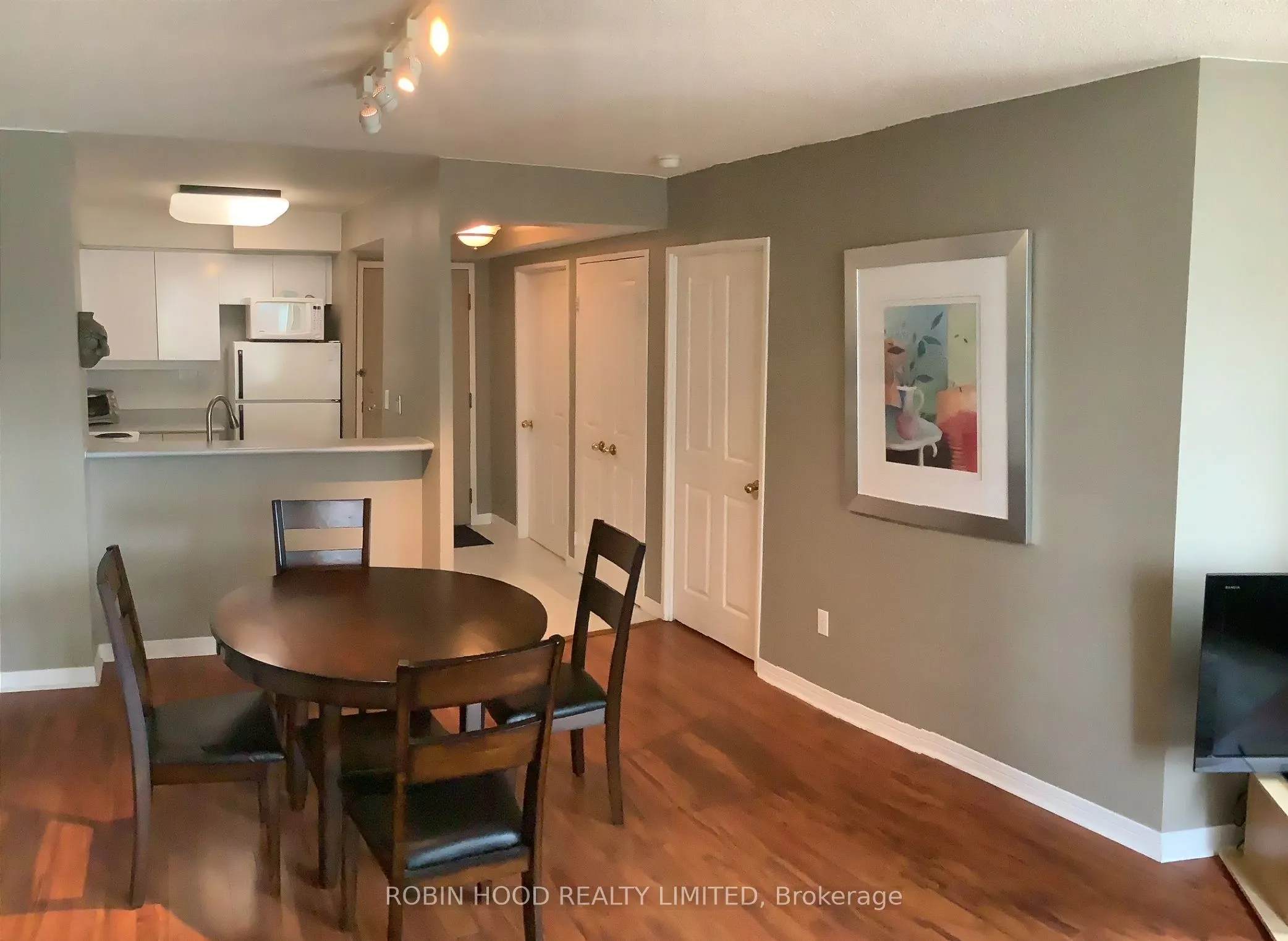 942 Yonge Street #1005