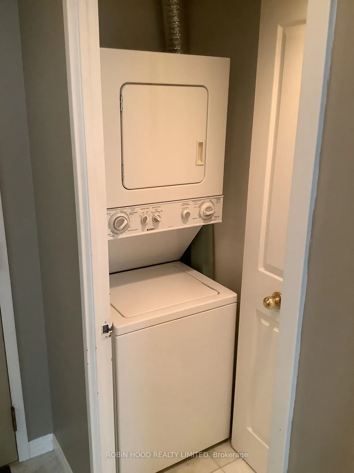 942 Yonge Street #1005