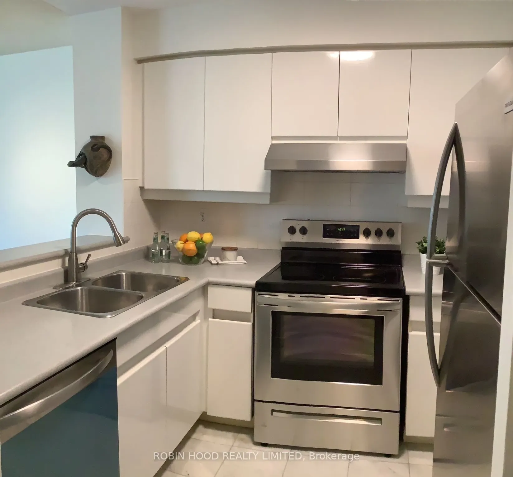 942 Yonge Street #1005