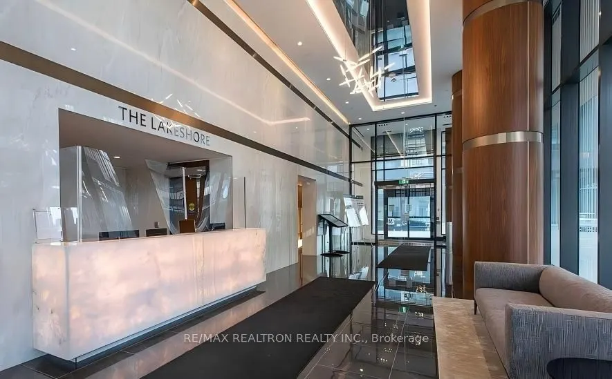 19 Bathurst Street #2702
