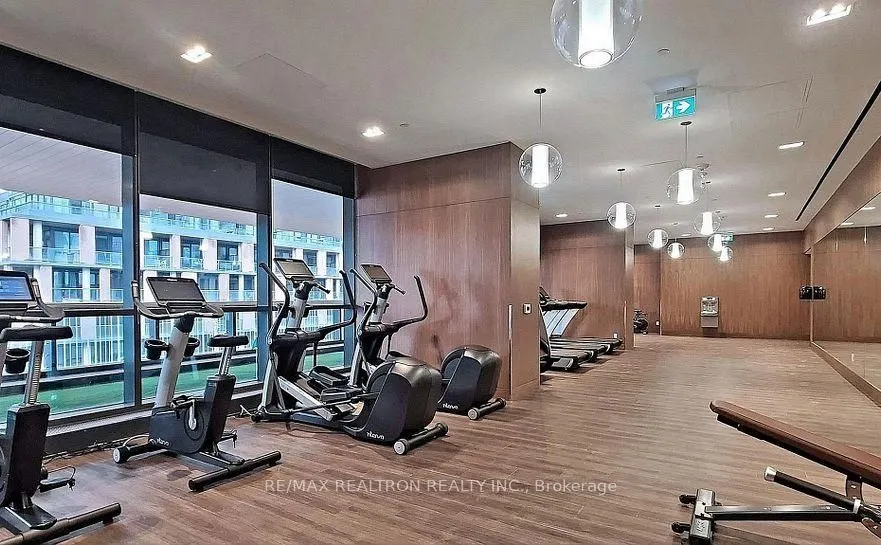 19 Bathurst Street #2702