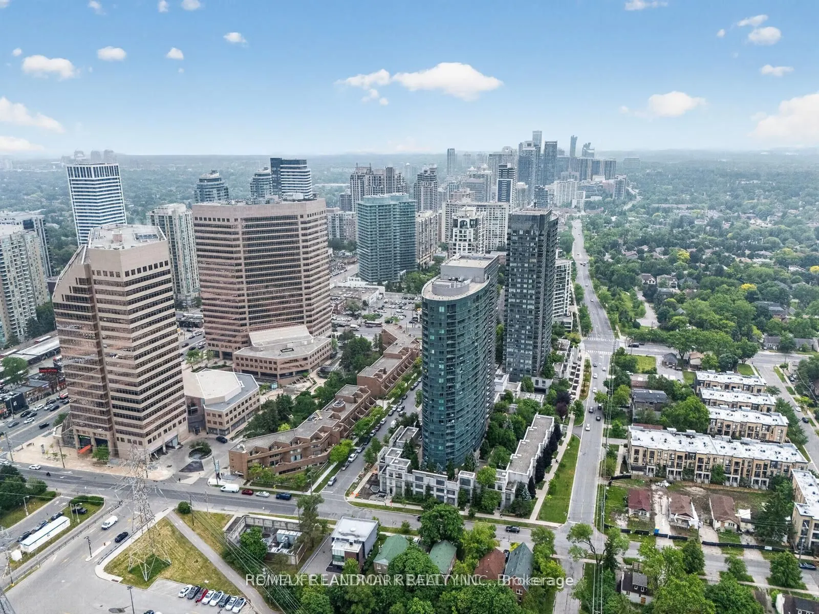 25 Greenview Avenue #315