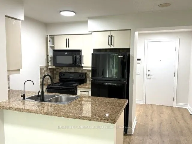 25 Greenview Avenue #315