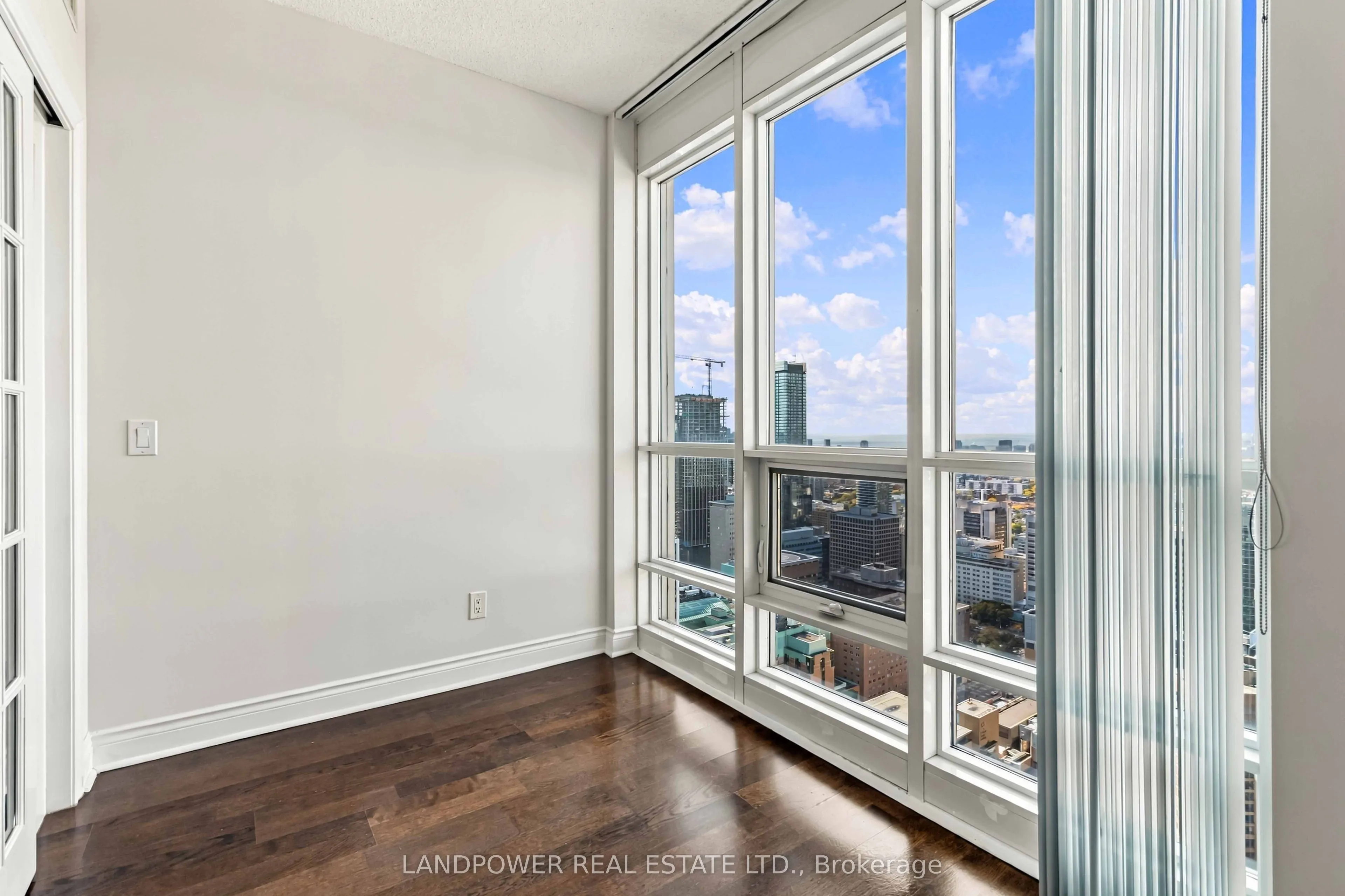 763 Bay Street #4908