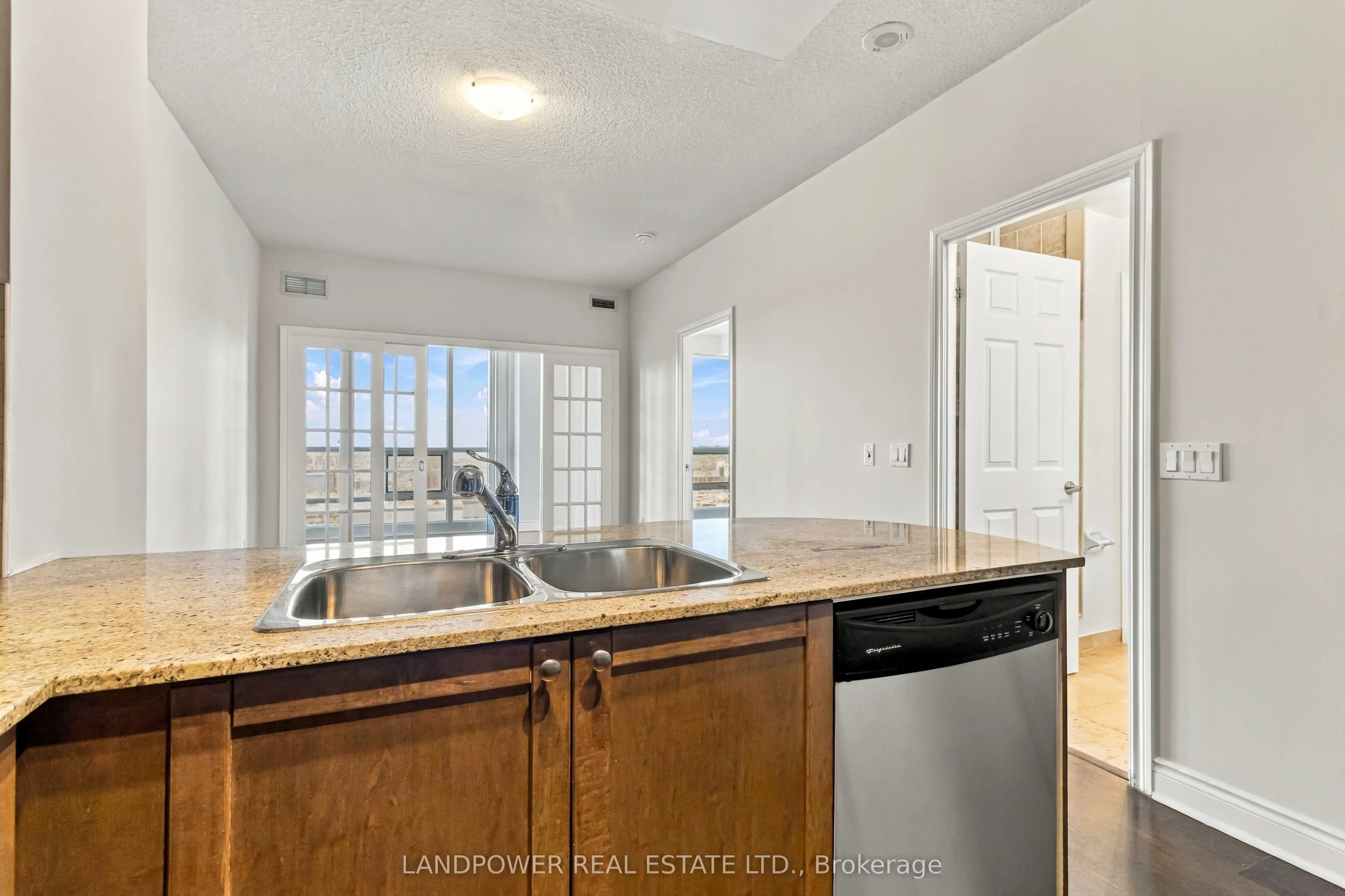 763 Bay Street #4908