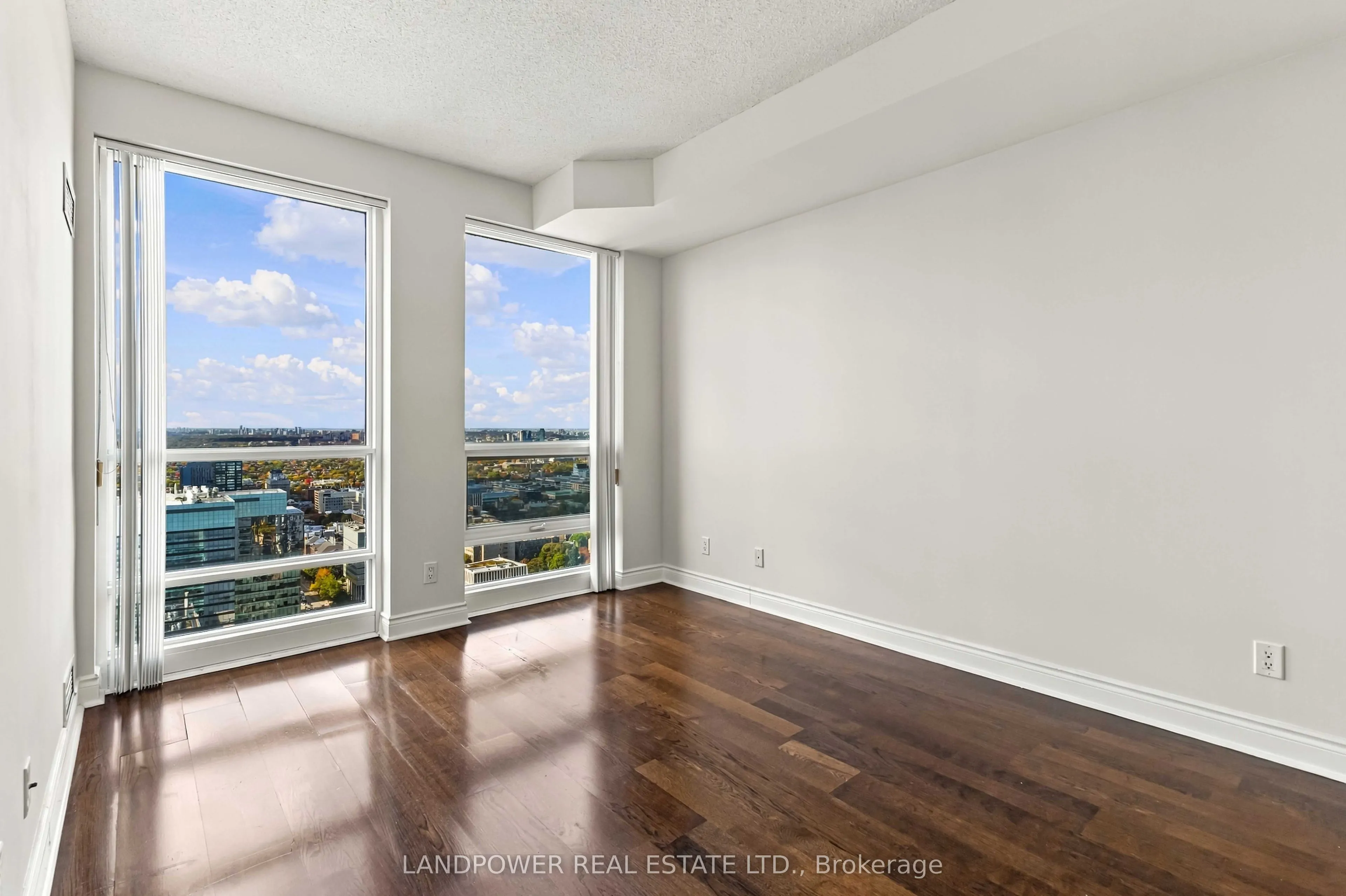 763 Bay Street #4908
