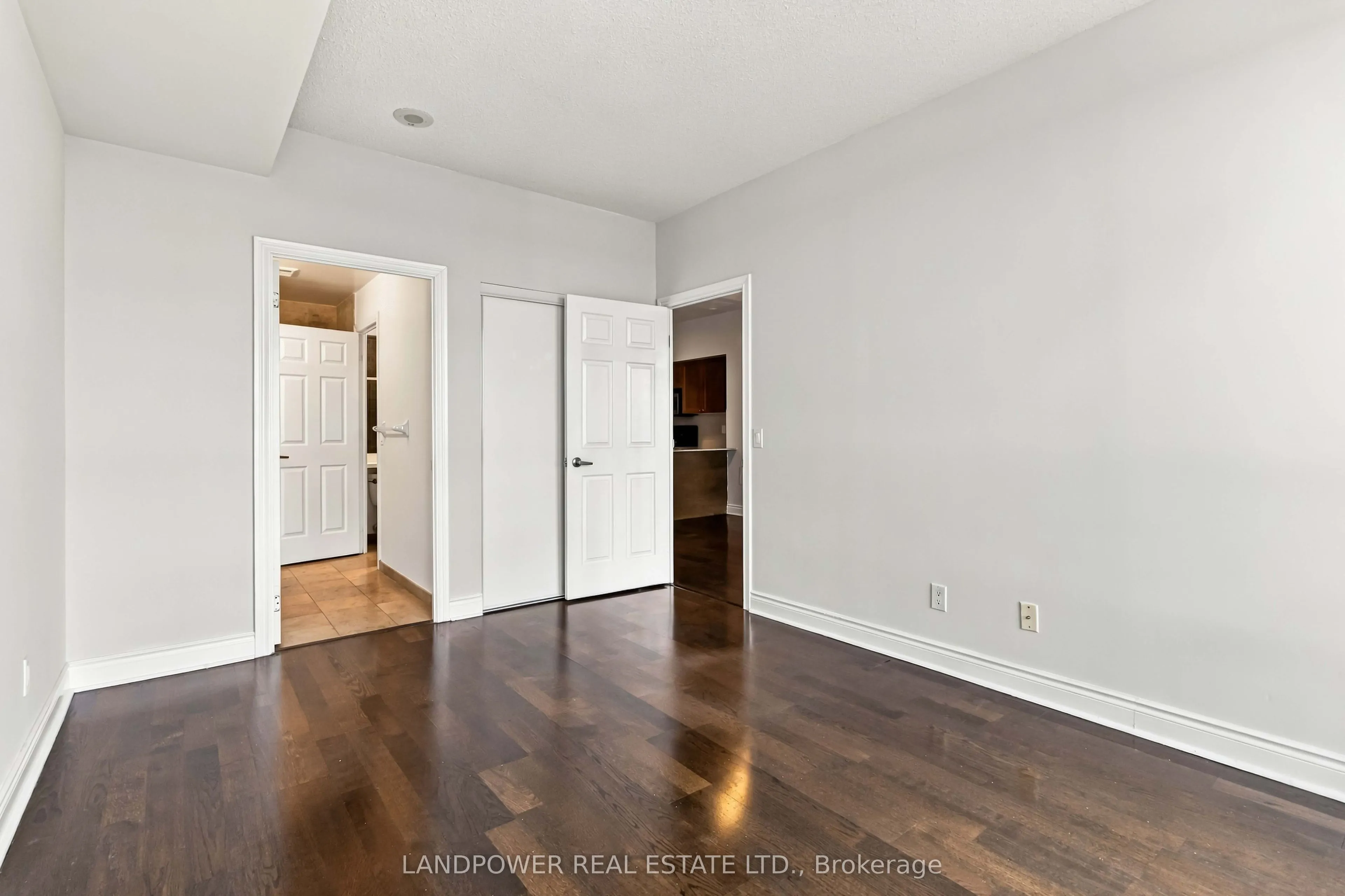 763 Bay Street #4908