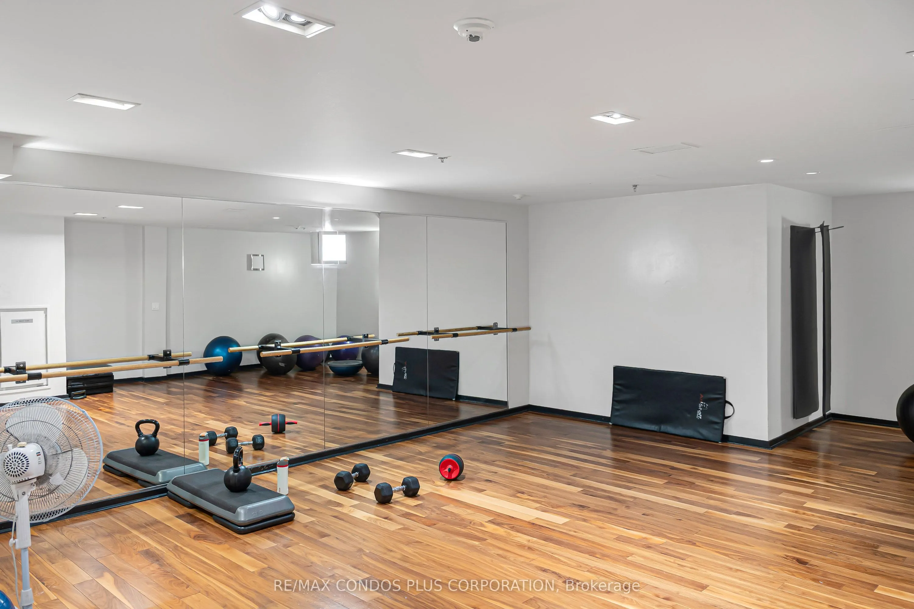 231 Fort York Boulevard #1609