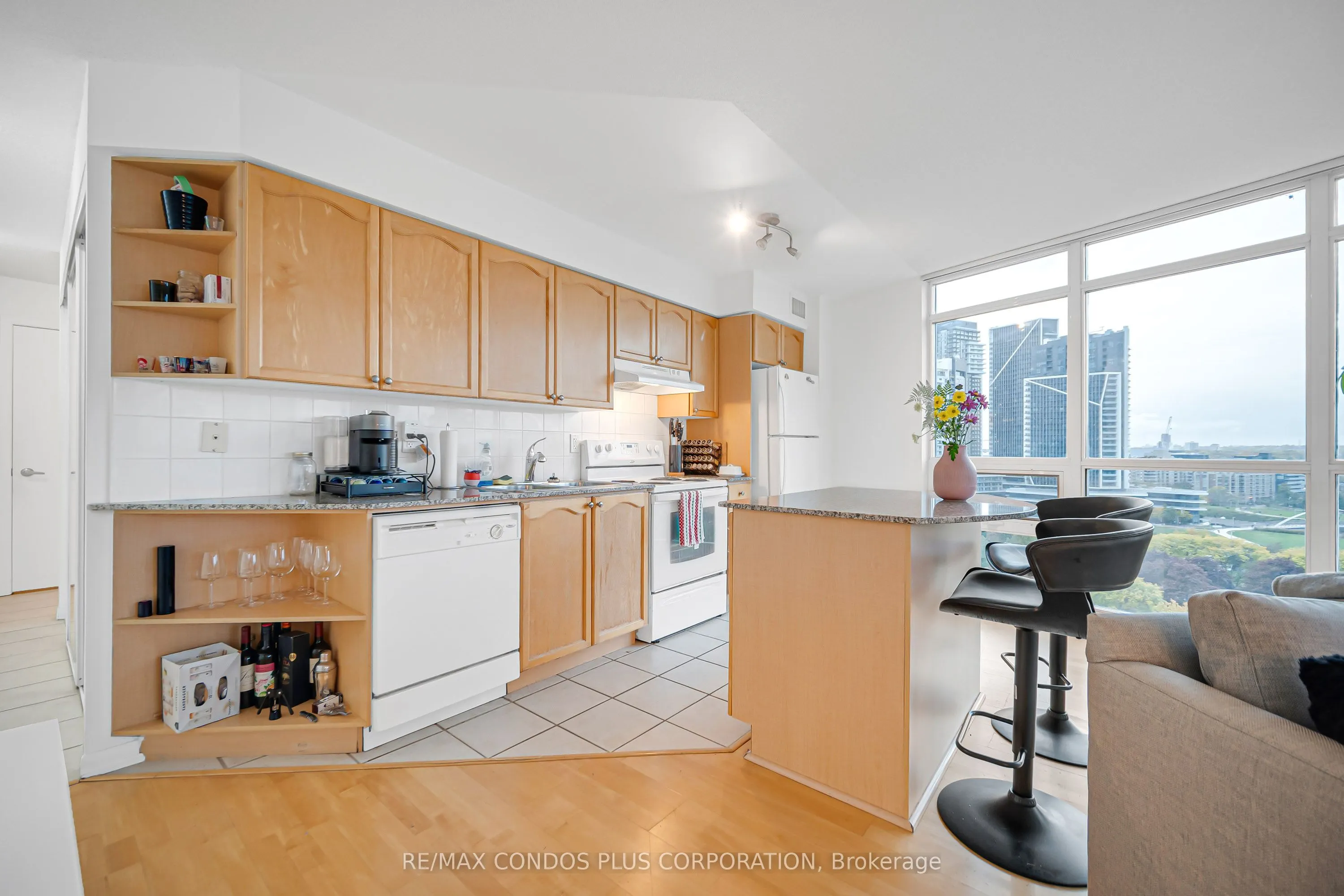 231 Fort York Boulevard #1609