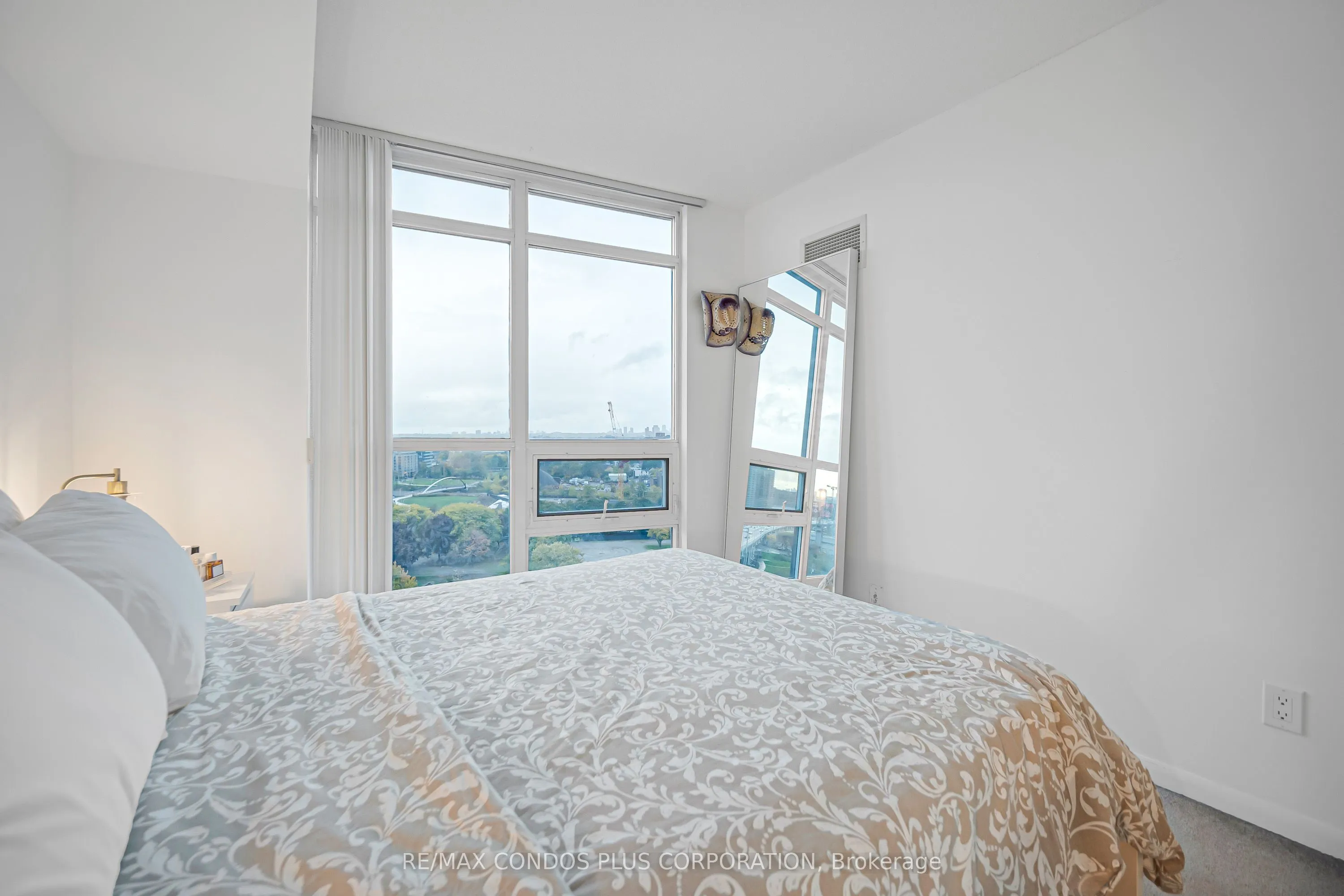 231 Fort York Boulevard #1609