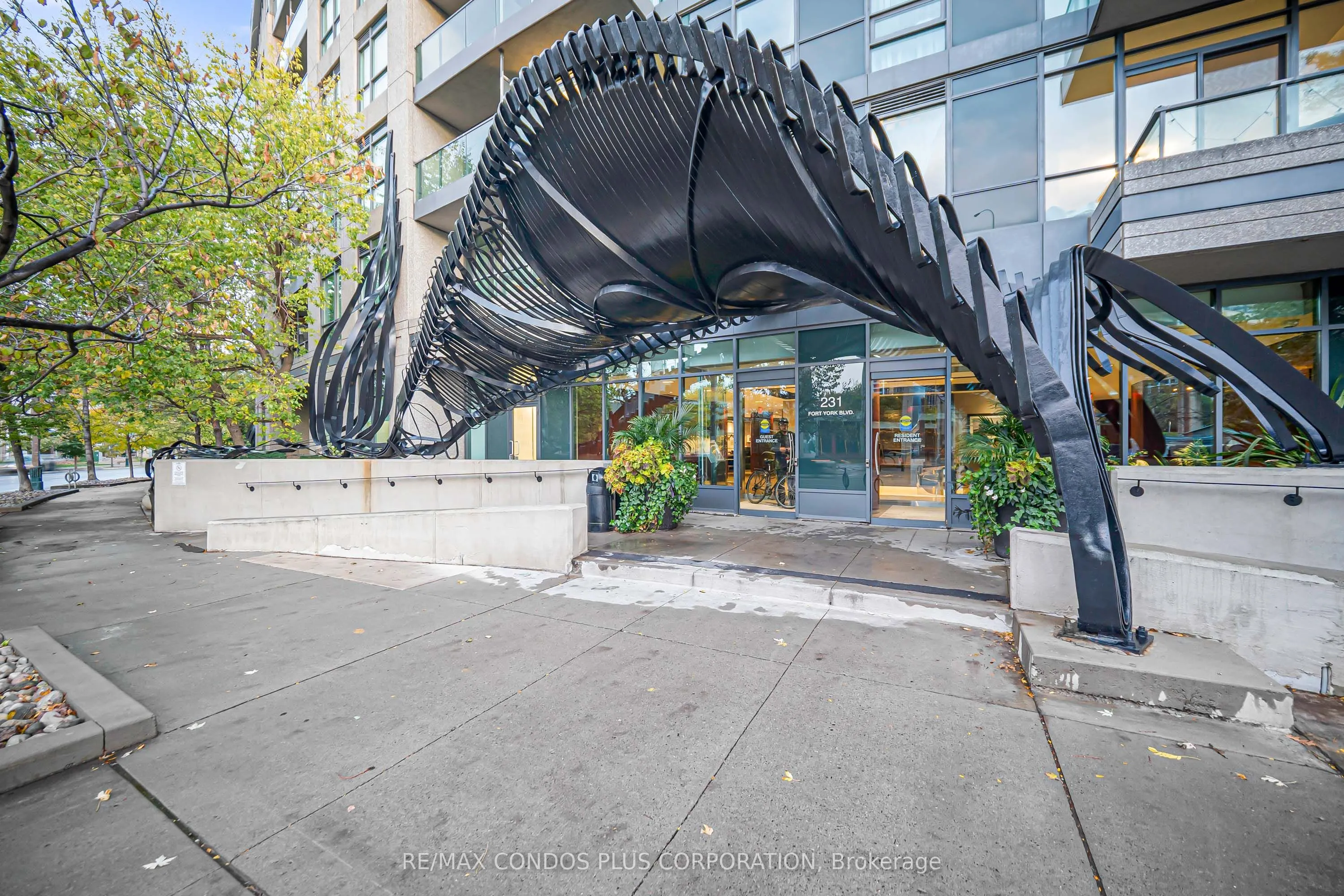 231 Fort York Boulevard #1609