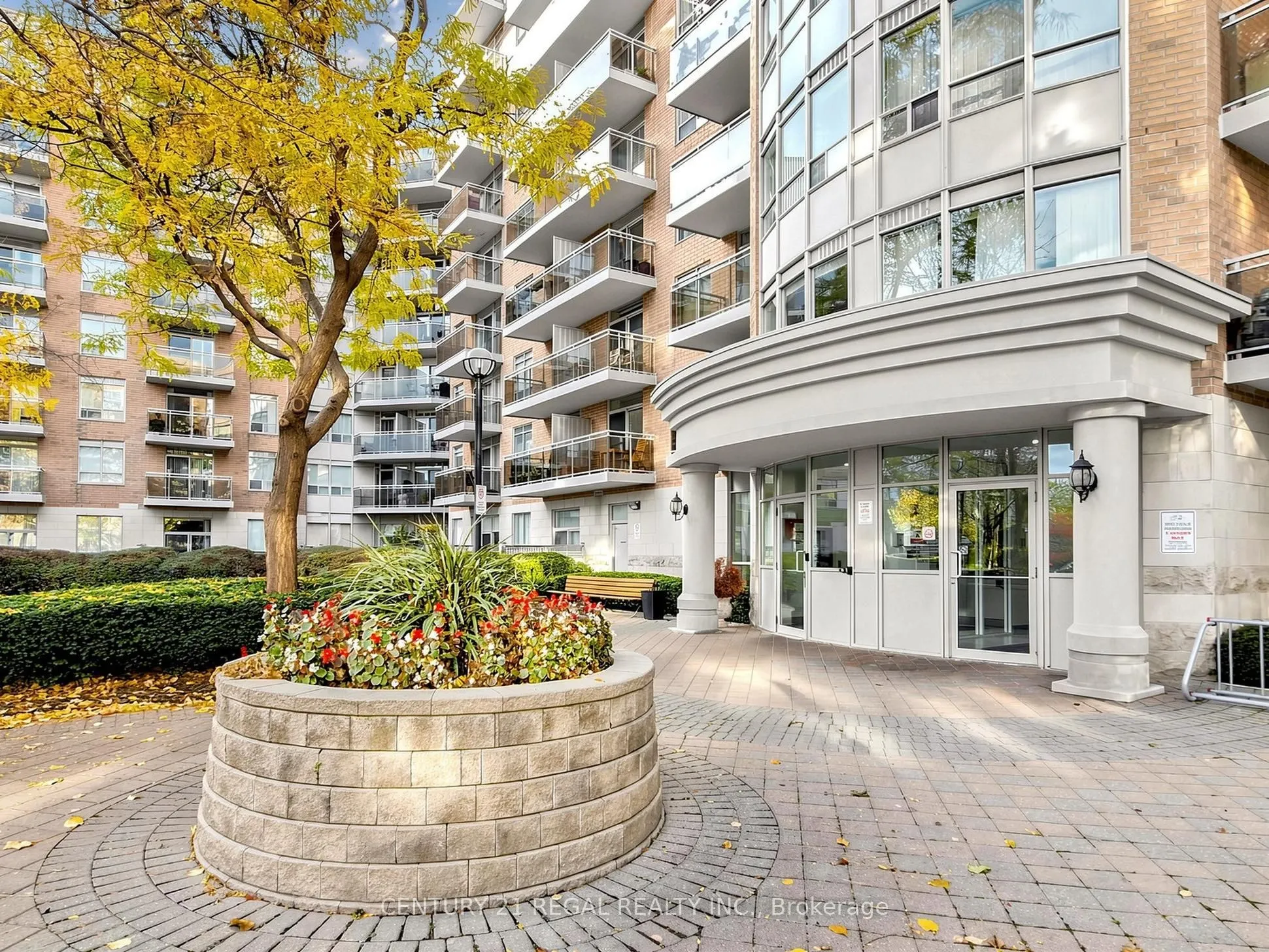 650 Lawrence Avenue W #434