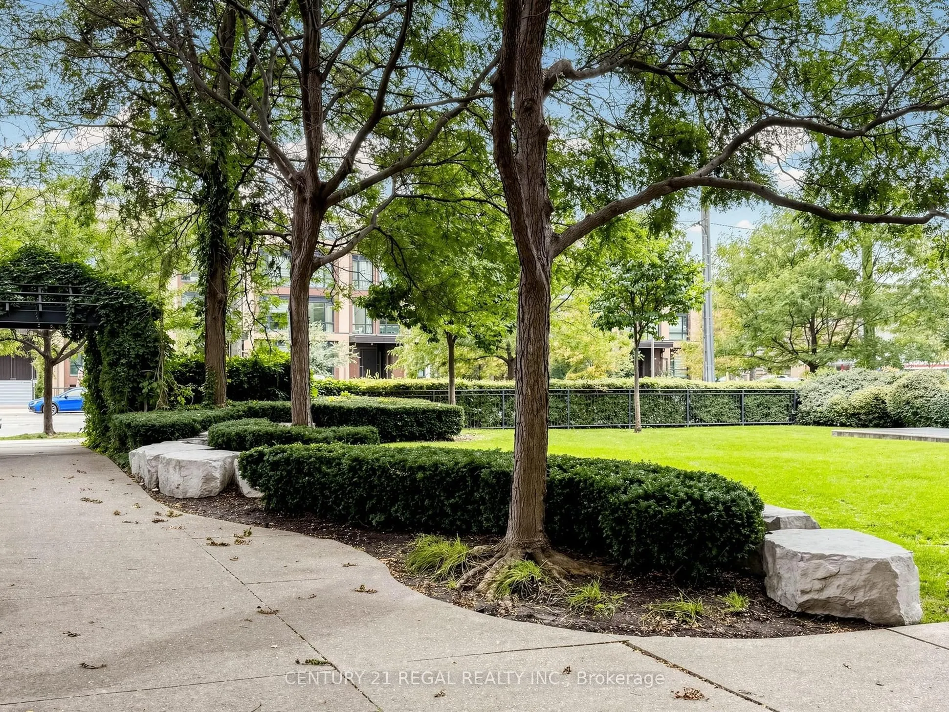 650 Lawrence Avenue W #434
