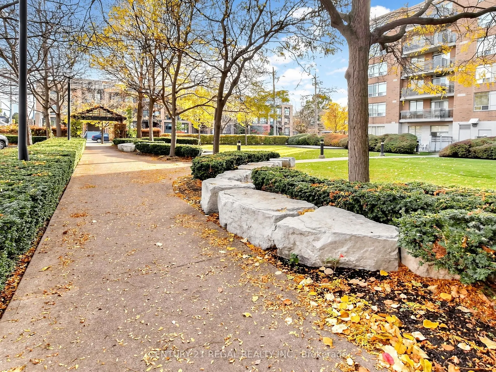 650 Lawrence Avenue W #434