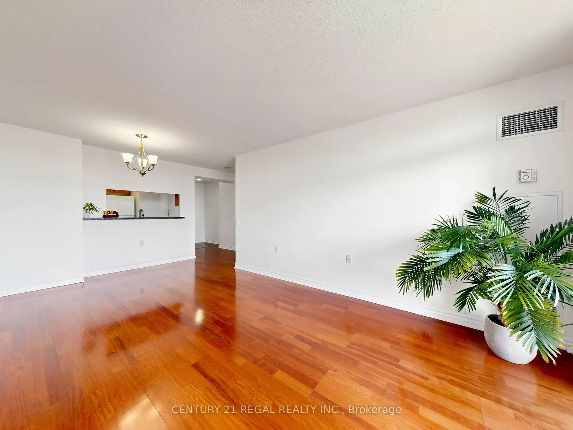 650 Lawrence Avenue W #434