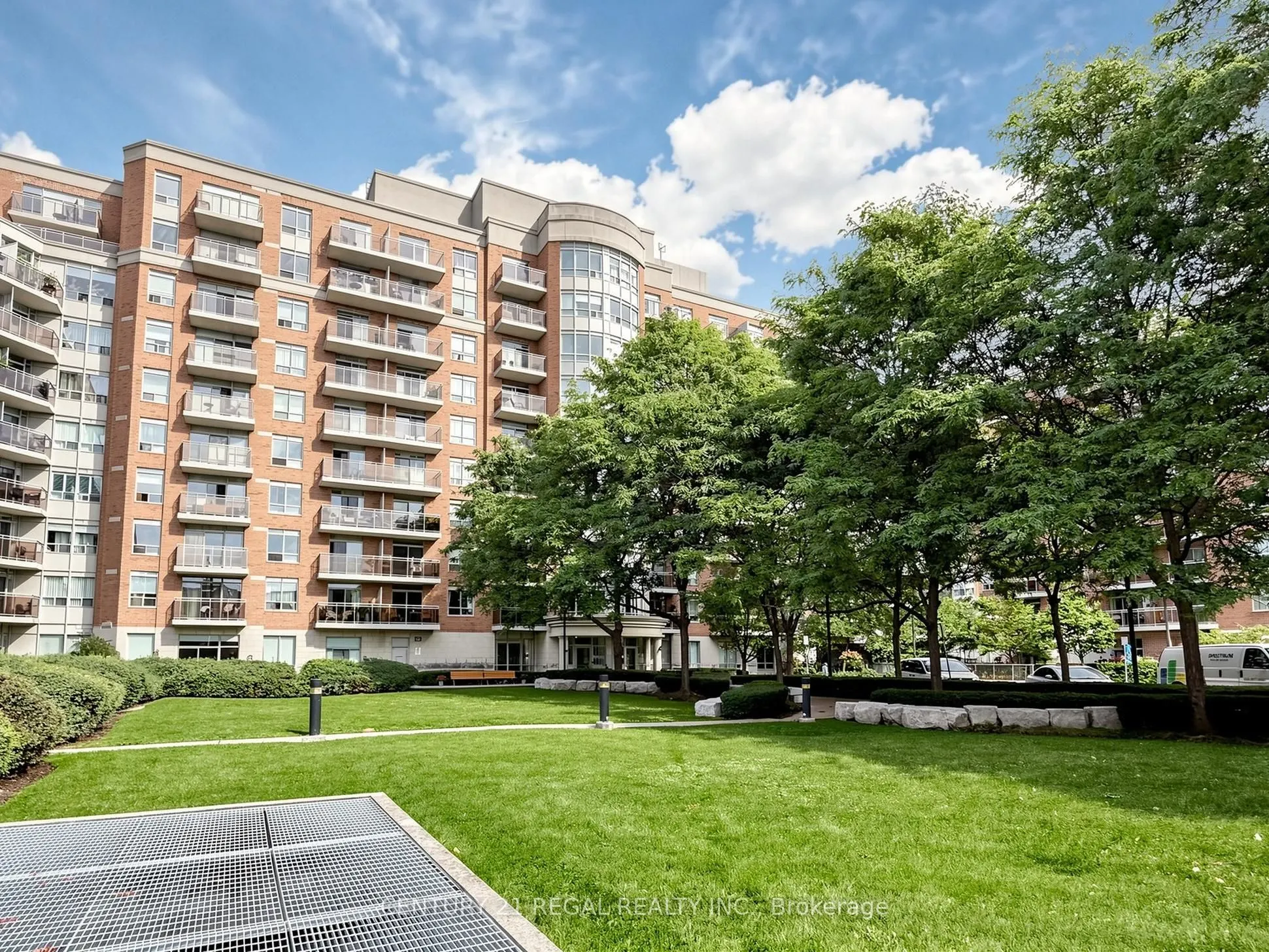 650 Lawrence Avenue W #434