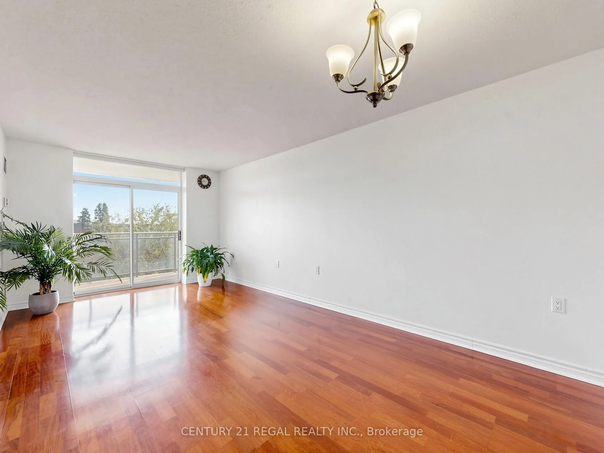 650 Lawrence Avenue W #434