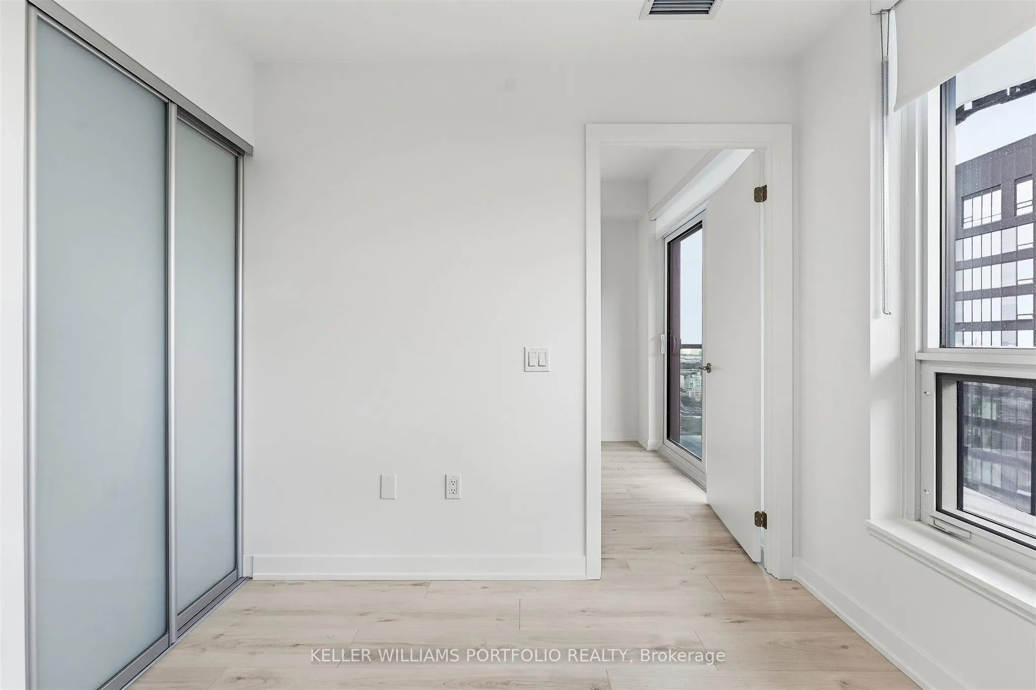 110 Broadway Avenue #3412