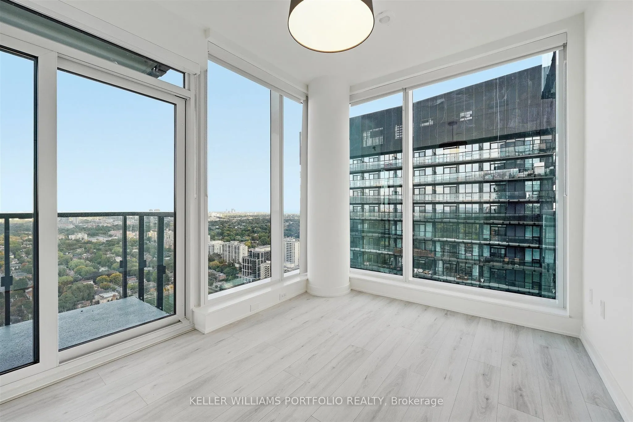 110 Broadway Avenue #3412