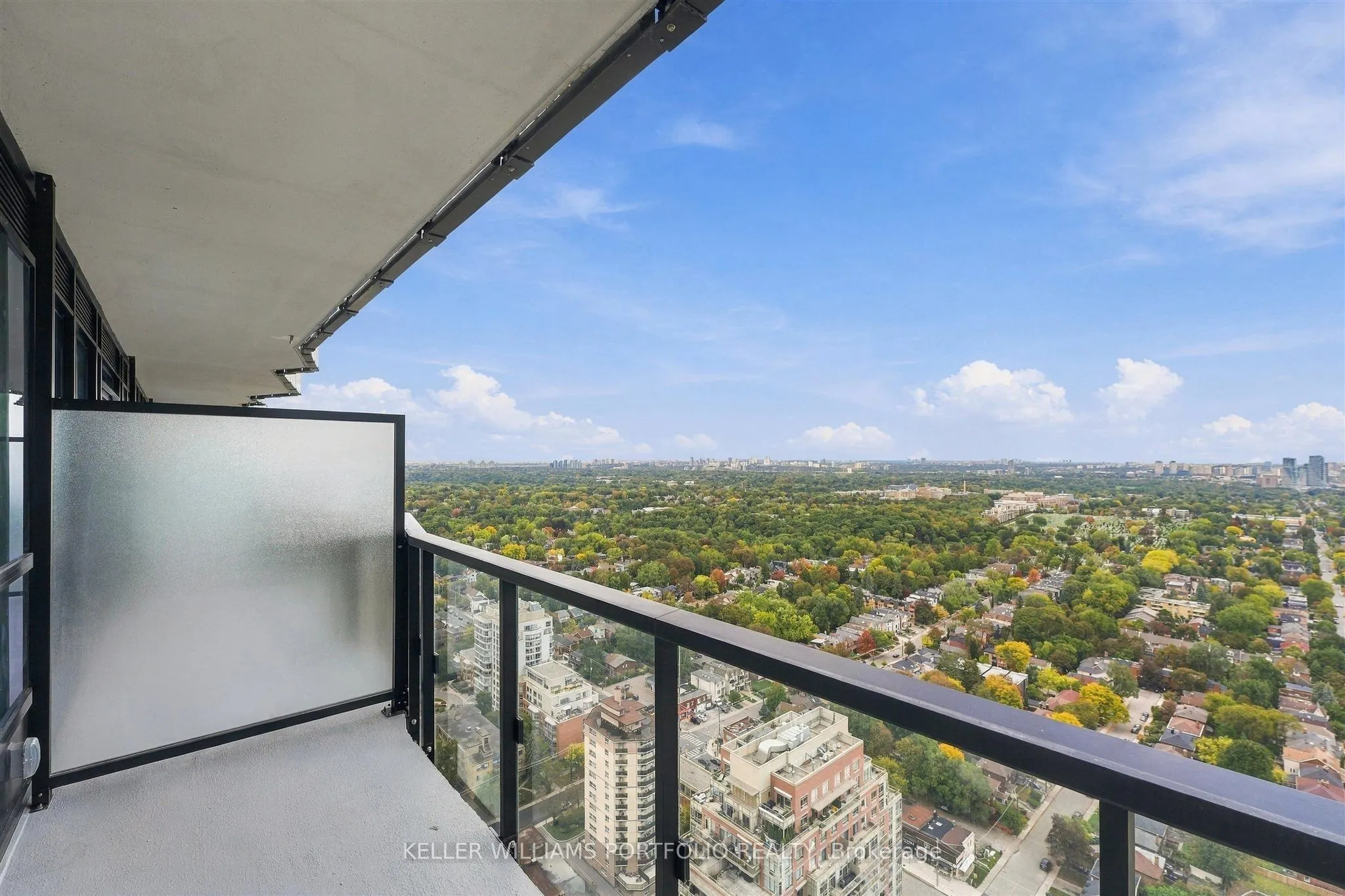 110 Broadway Avenue #3412