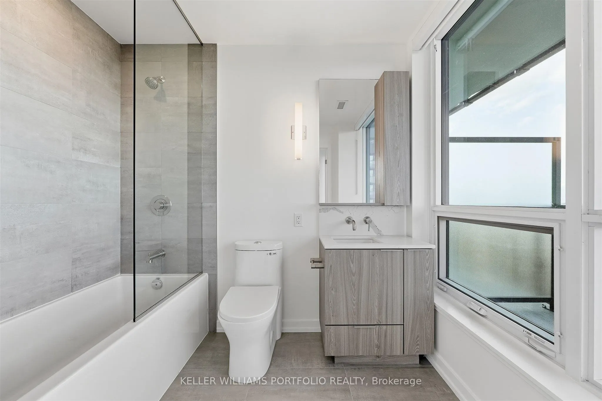 110 Broadway Avenue #3412