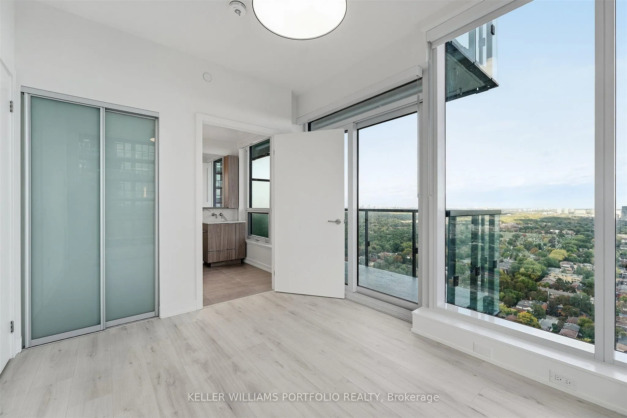 110 Broadway Avenue #3412