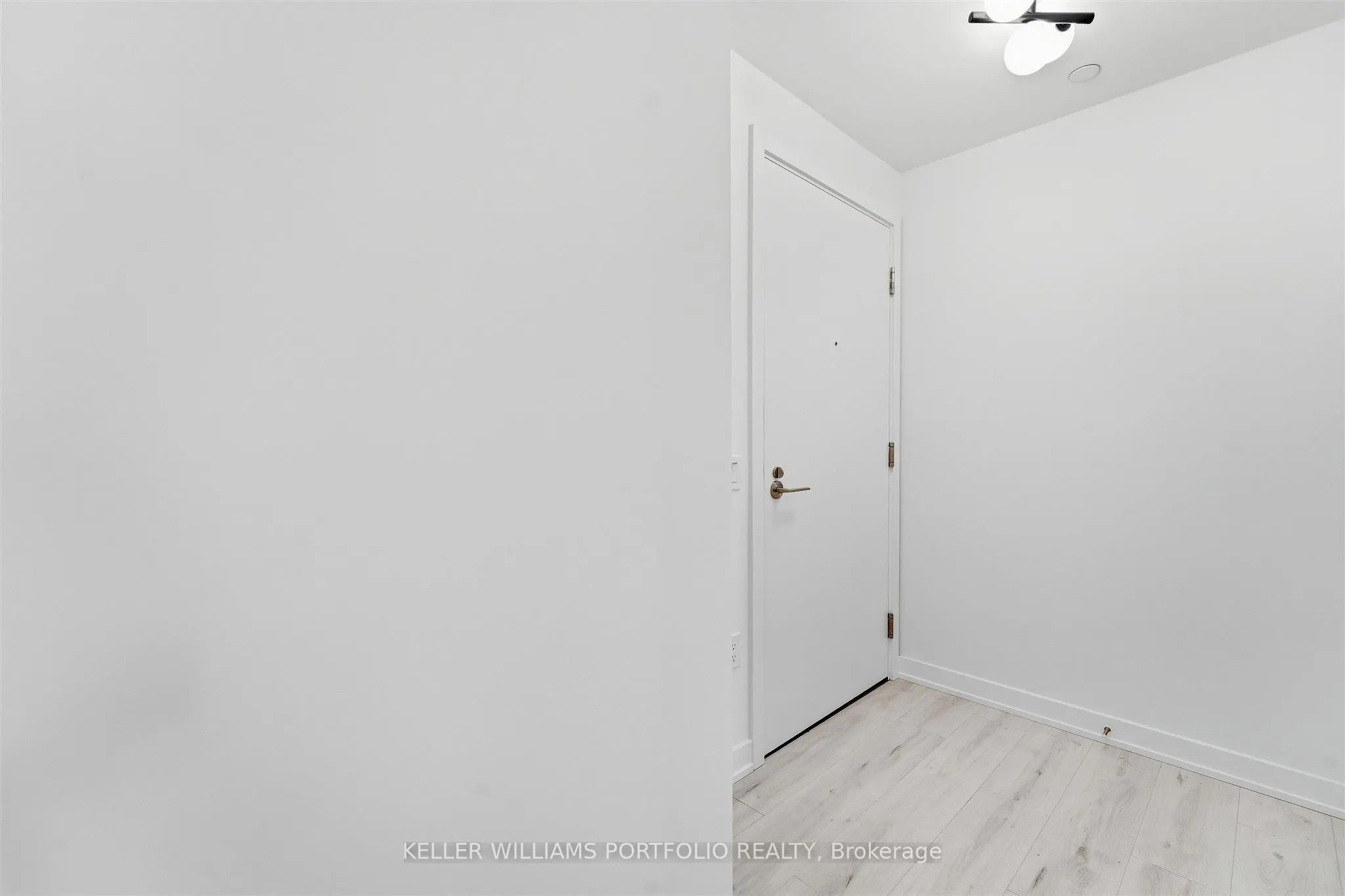 110 Broadway Avenue #3412
