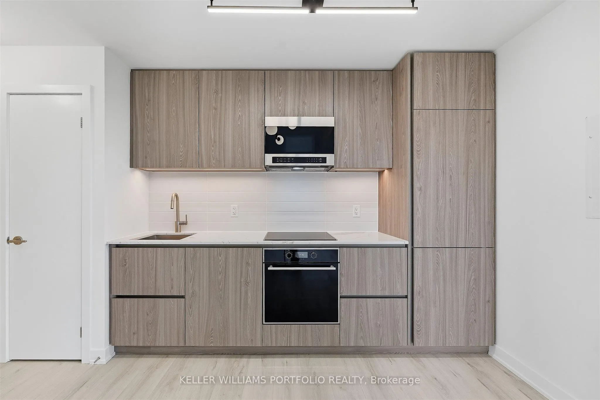 110 Broadway Avenue #3412